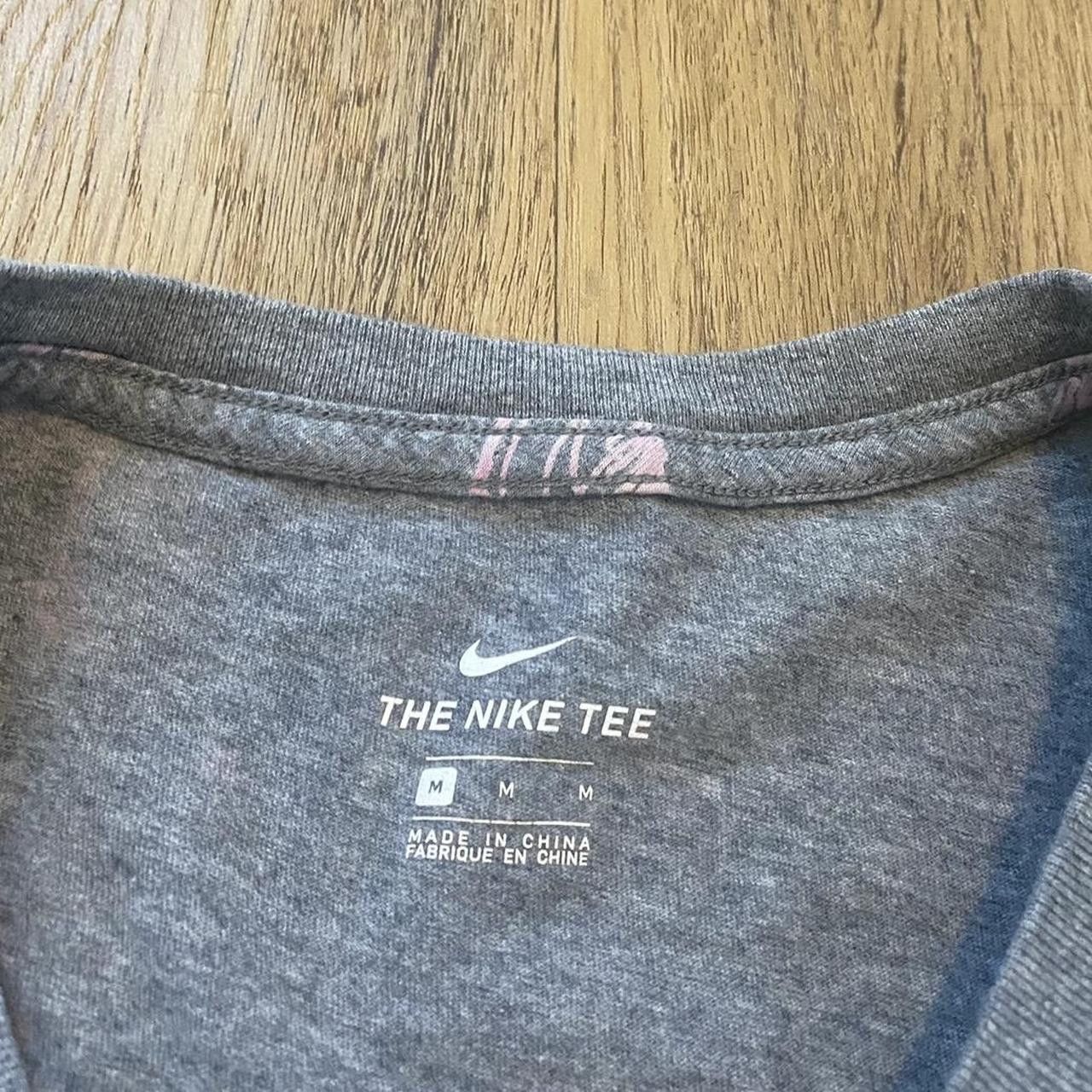 Nike Nike grey and pink t-shirt Sneakers 1972 Size US M / EU 48-50 / 2 - 4 Thumbnail