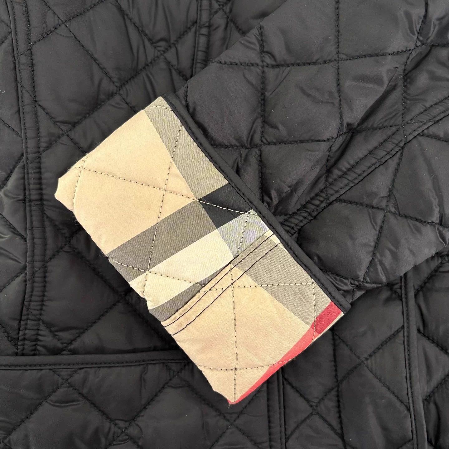 Burberry Burberry Classic Check Lining Black Puffer XS Size XS / US 0-2 / IT 36-38 - 7 Thumbnail