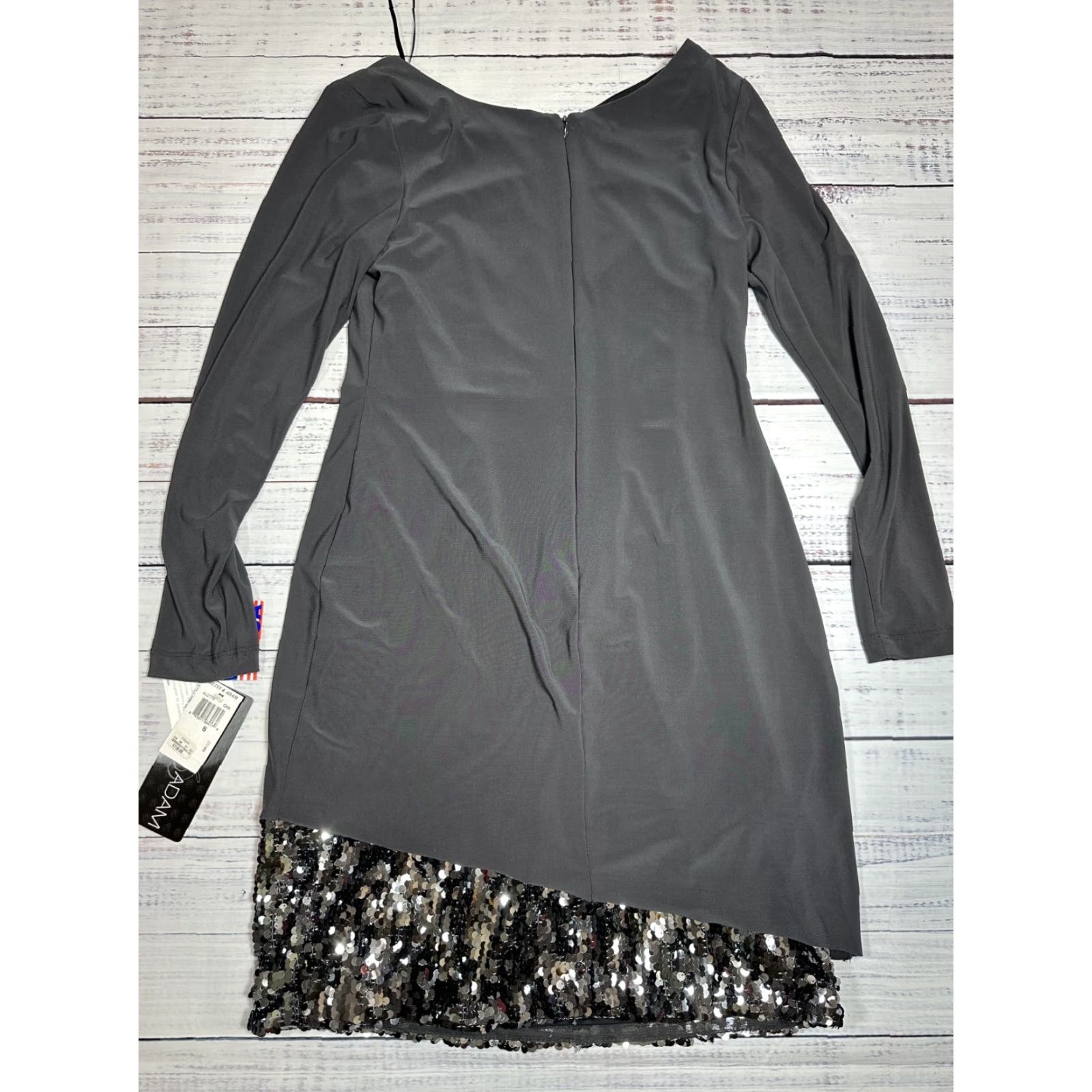 Vintage Betsy & Adam Gray Bodycon Mini Dress Long Sleeve Layered Sequins Cocktail Sz 8 NWT Fashion Womens Holiday Party Dress Size M / US 6-8 / IT 42-44 - 3 Thumbnail