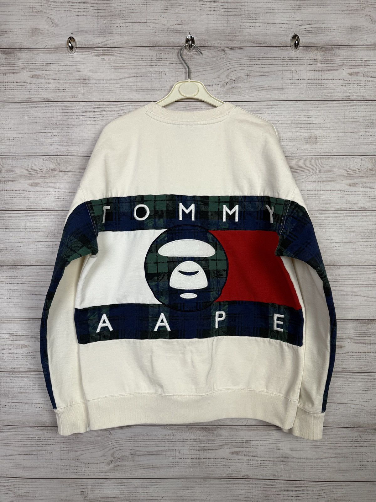 Aape Tommy Hilfiger x Aape big logo sweatshirt Size US XL / EU 56 / 4 - 1 Thumbnail