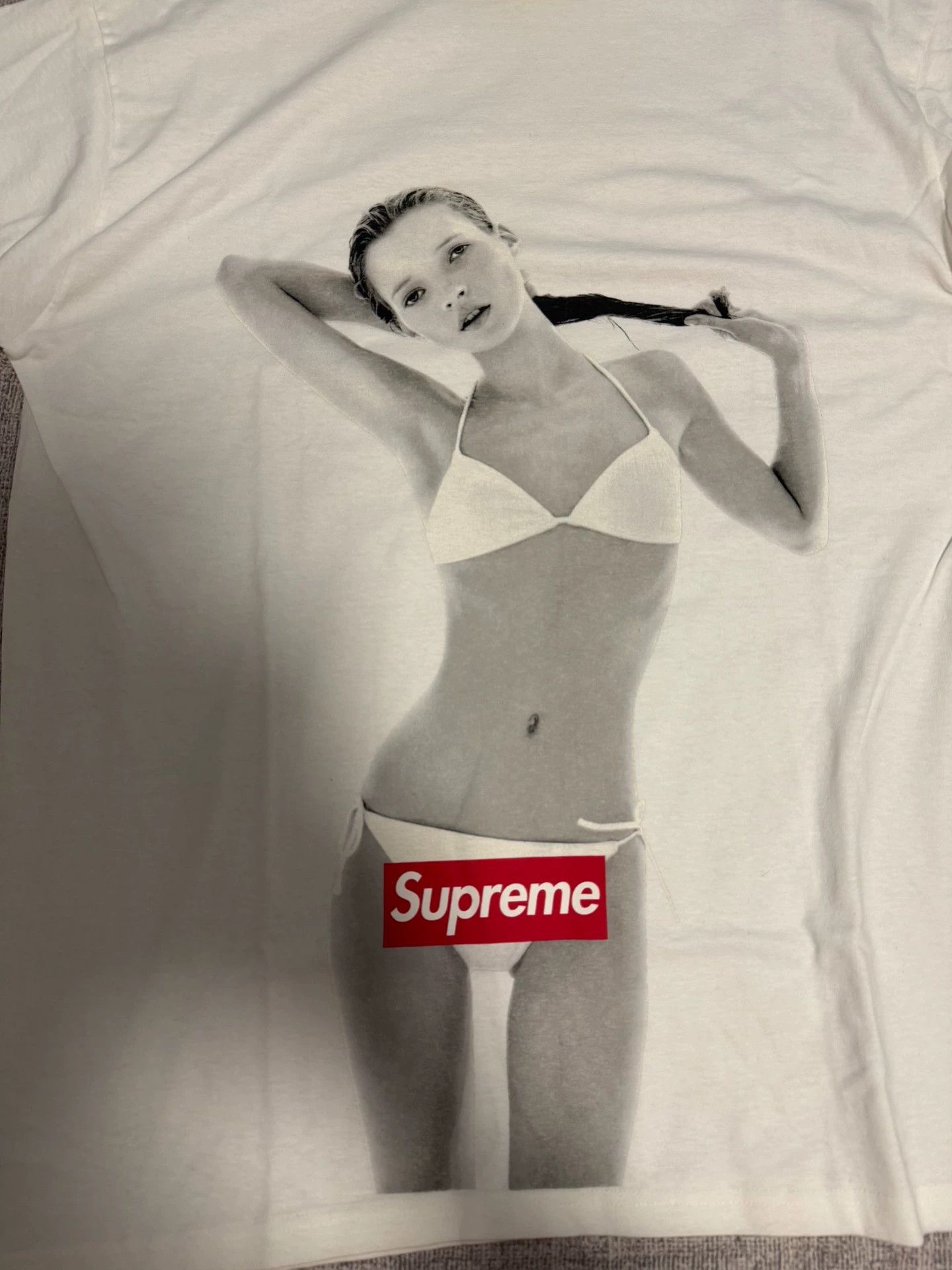 Supreme Supreme 2004 Kate Moss 10th Box Logo XL (M/L New) Size US XL / EU 56 / 4 - 2 Thumbnail