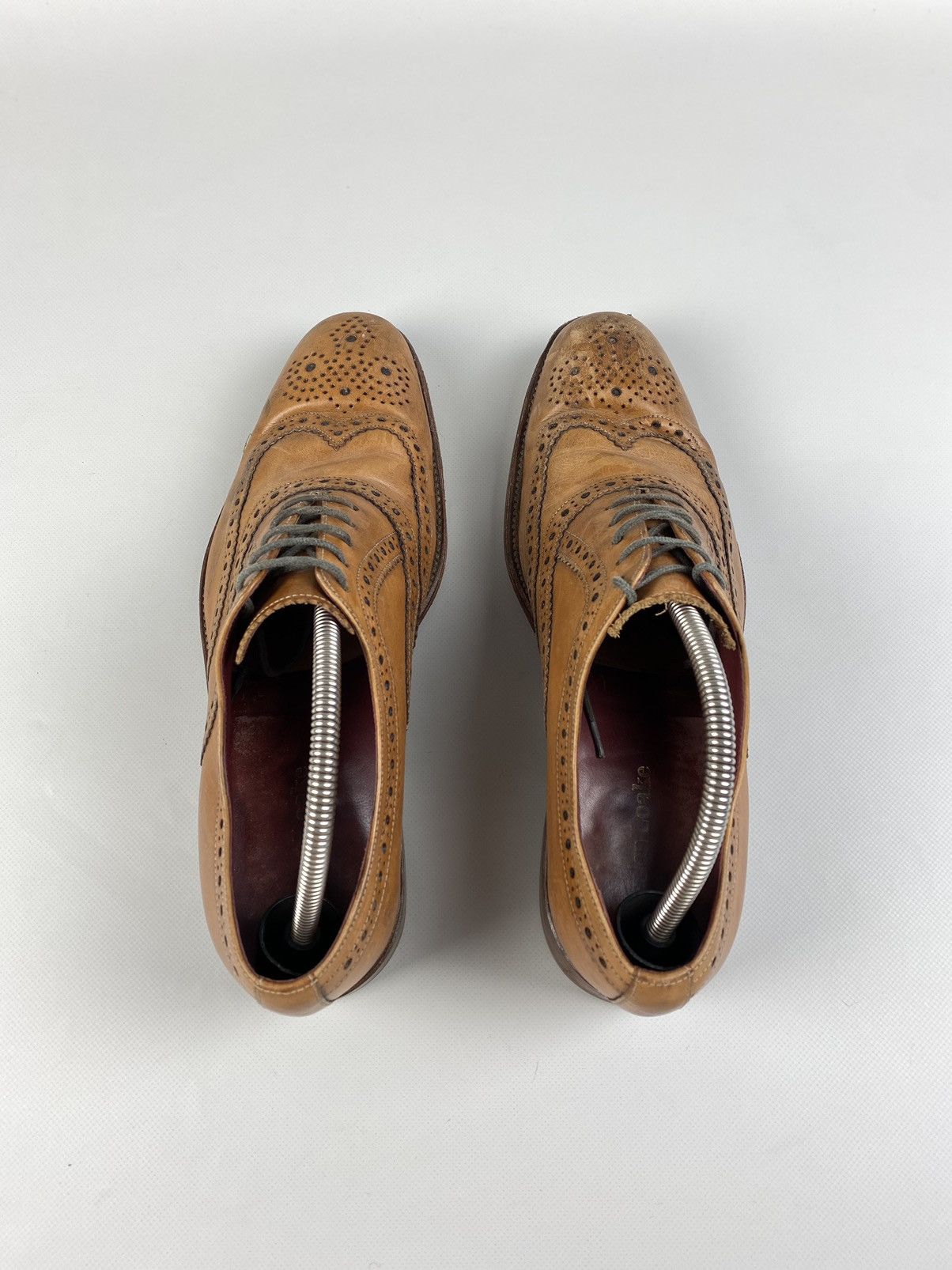 Loake Loake men’s leather formal brogues shoes Size US 9.5 / EU 42-43 - 12 Thumbnail
