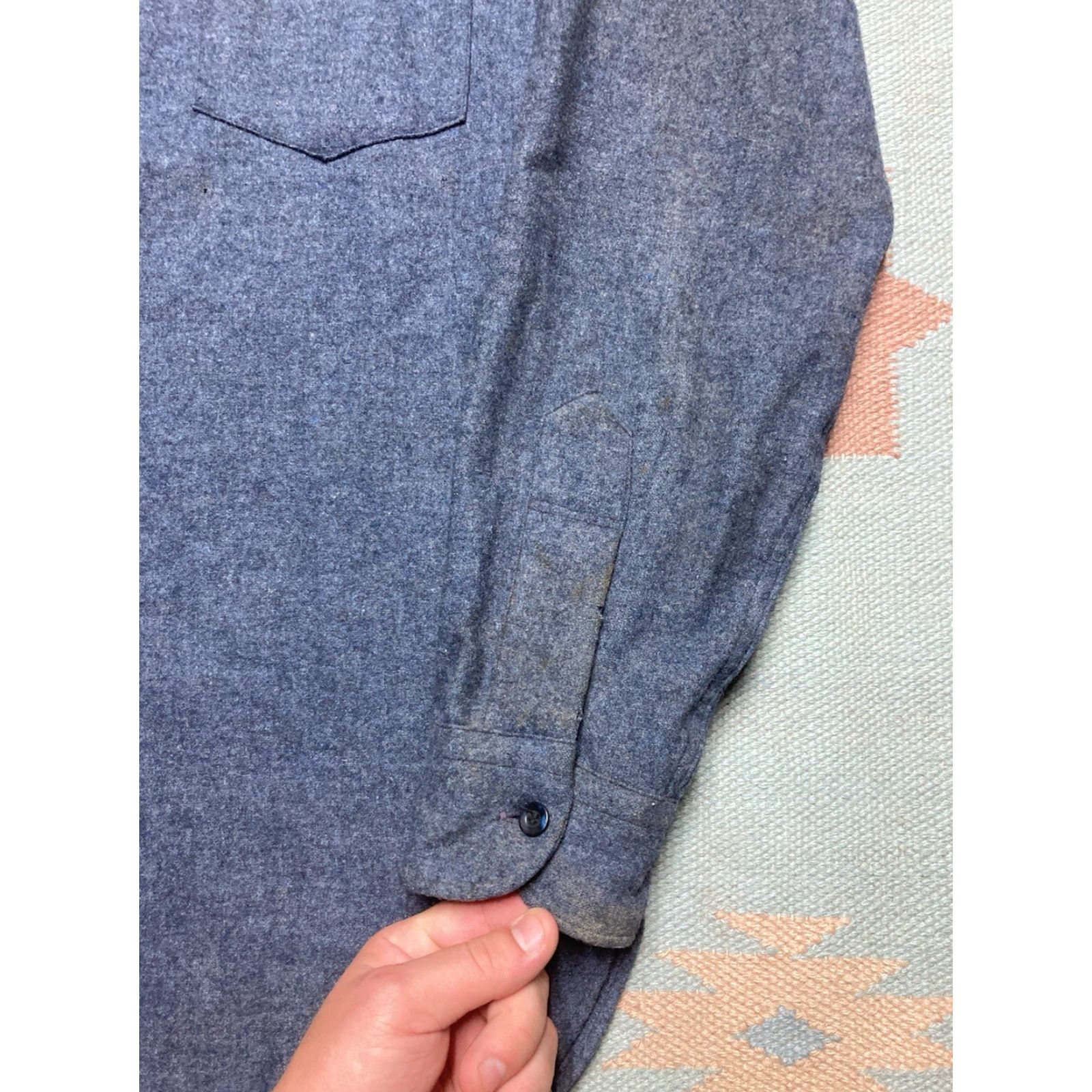 Pendleton VINTAGE Pendleton Shirt Mens Long Sleeve Button-Up Blue Gray One Pocket S Small Size US S / EU 44-46 / 1 - 2 Thumbnail
