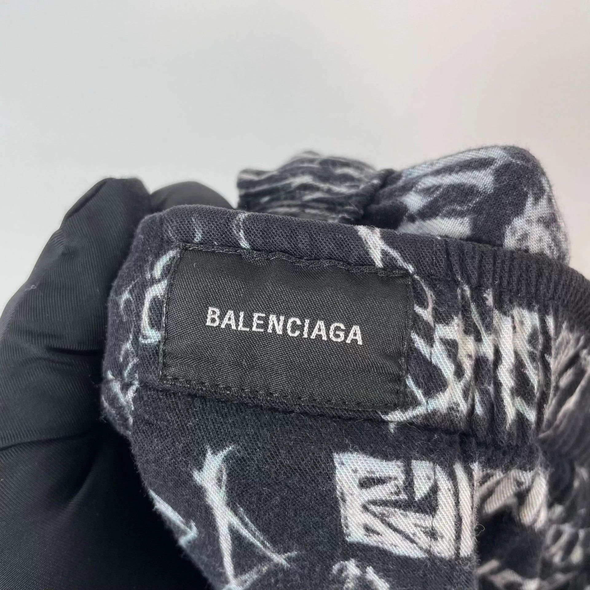 Balenciaga Balenciaga tech fiber all over print gray pants 44 Size US 28 / EU 44 - 8 Thumbnail