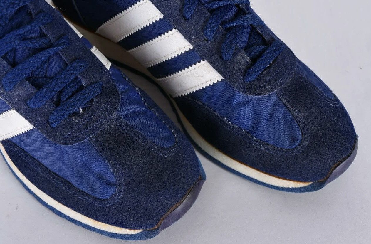 Adidas Adidas Nevada Vintage Collectors Runners Size UK 5/ EU 38 Size US 6 / EU 39 - 3 Thumbnail