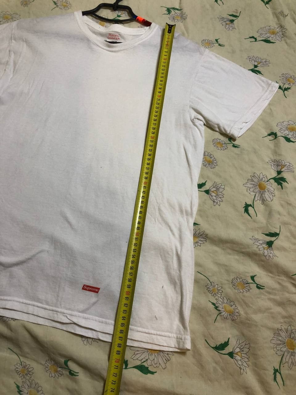 Hanes × Supreme Supreme Hanes Classic Tagless Crewneck Logo White T-Shirt Size US S / EU 44-46 / 1 - 8 Thumbnail