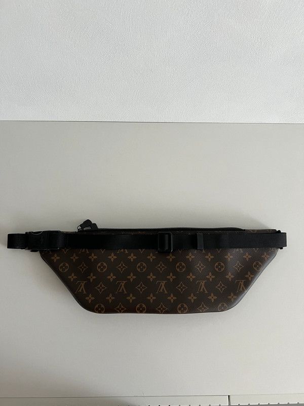 Louis Vuitton Louis Vuitton 2020 Monogram Belt Bag Size ONE SIZE - 2 Thumbnail