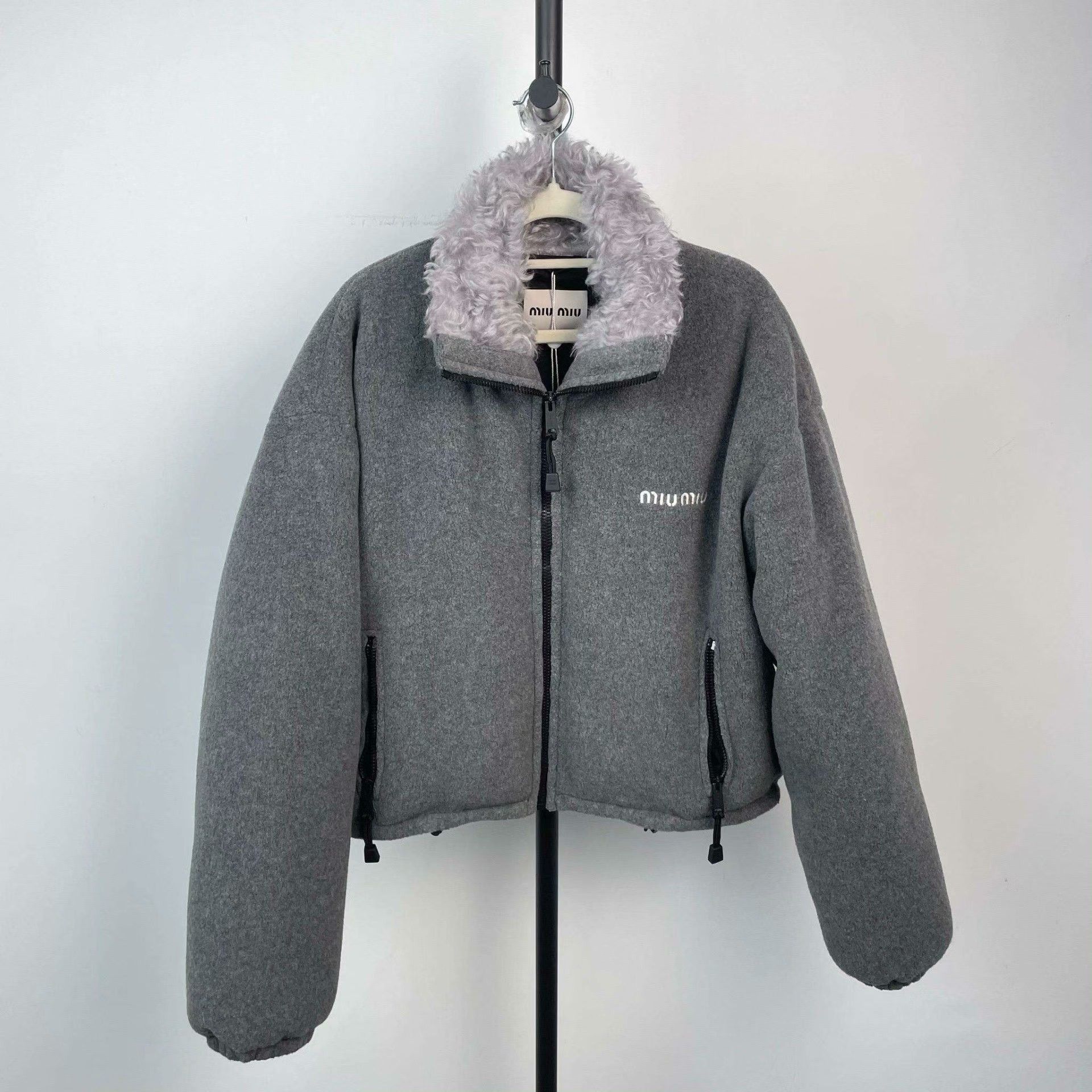 Miu Miu Miu Miu Gray Down Jacket 40 Women Size M / US 6-8 / IT 42-44 - 1 Thumbnail