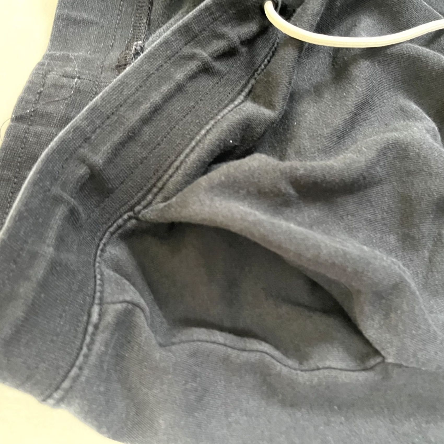 Nike Nike Fleece Pants Mens Medium Black Joggers Tapered Cuff Athletic Training Retro Size US 31 - 7 Thumbnail