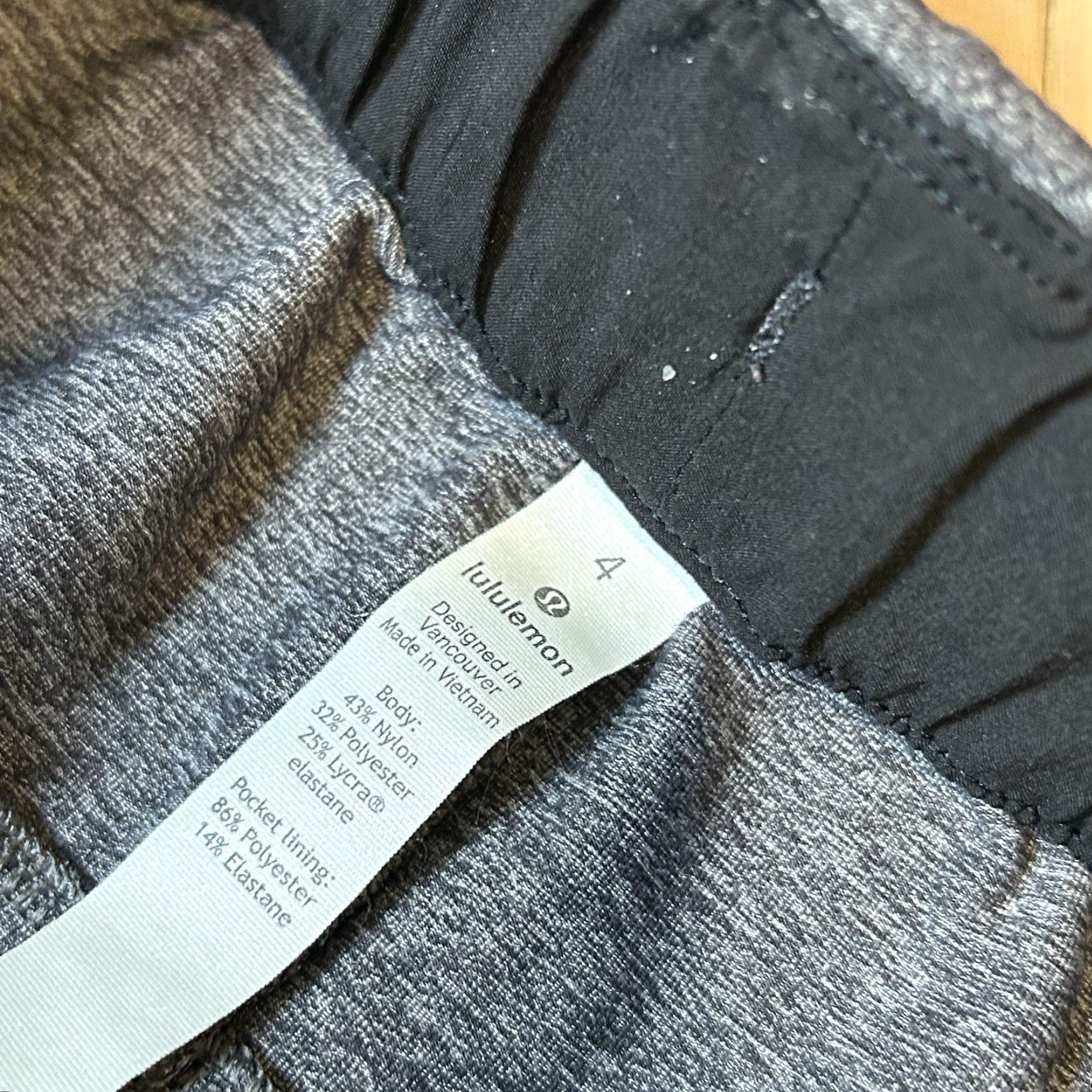 Lululemon Lululemon On The Fly Pant Gray Women’s 4 Activewear Tapered Ankle Pockets 32 Inseam Regular Rise 10 Drawstring Waist Size 27" / US 4 / IT 40 - 5 Thumbnail