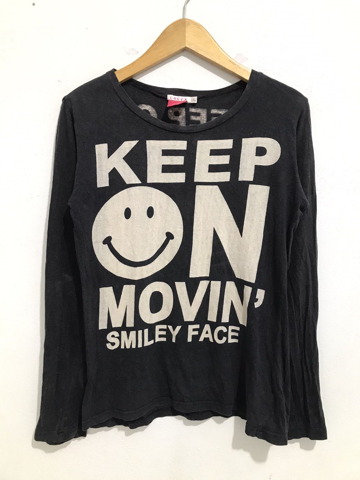 Japanese Brand Keep On Movin Smiley Face Long sleeve Japanese Colza Size US L / EU 52-54 / 3 - 1 Thumbnail