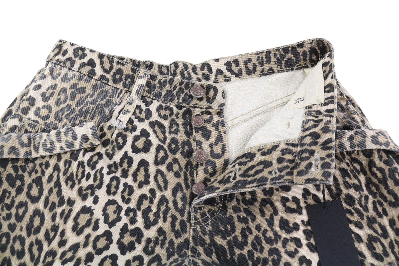 R13 POUCH POCKET 24 Denim Rigid Leopard Turn-Up Shorts 85097 Size 24" / US 00 / IT 34 - 6 Thumbnail