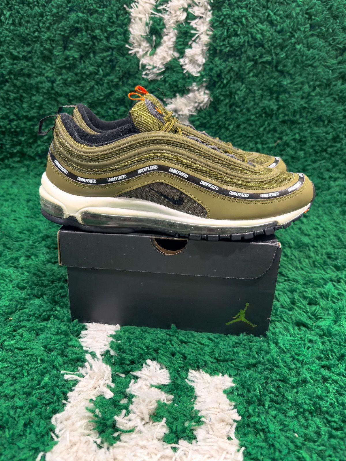 Nike Nike x Undefeated Air Max 97 Size US 12 / EU 45 - 4 Thumbnail