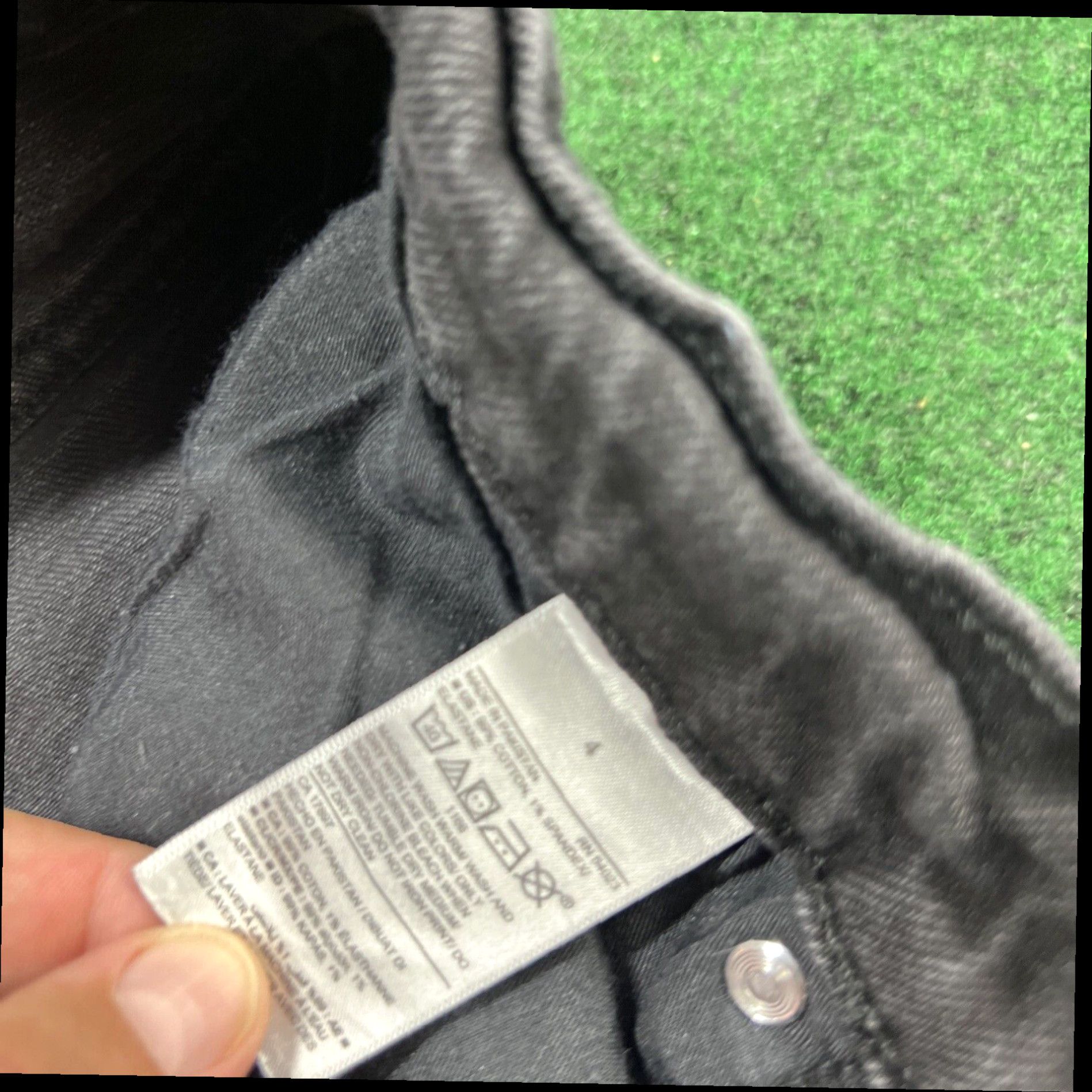 Old Navy Old Navy black denim jeans women’s Sz 4 WOMENS PANTS WOMENS BOTTOMS Size 30" / US 8 / IT 44 - 6 Thumbnail