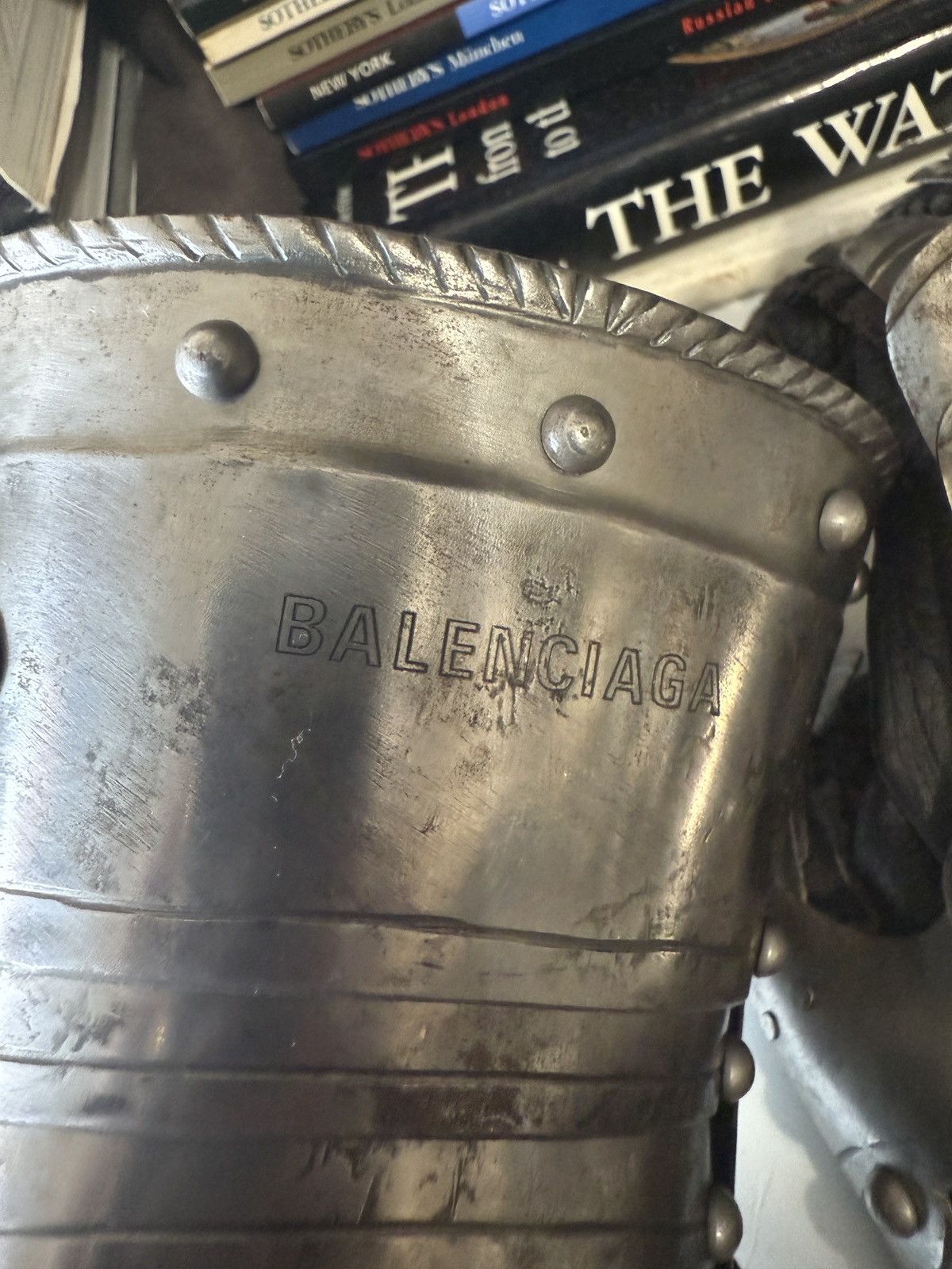 Balenciaga Balenciaga aw21 chevalier knight gloves L Size ONE SIZE - 4 Thumbnail