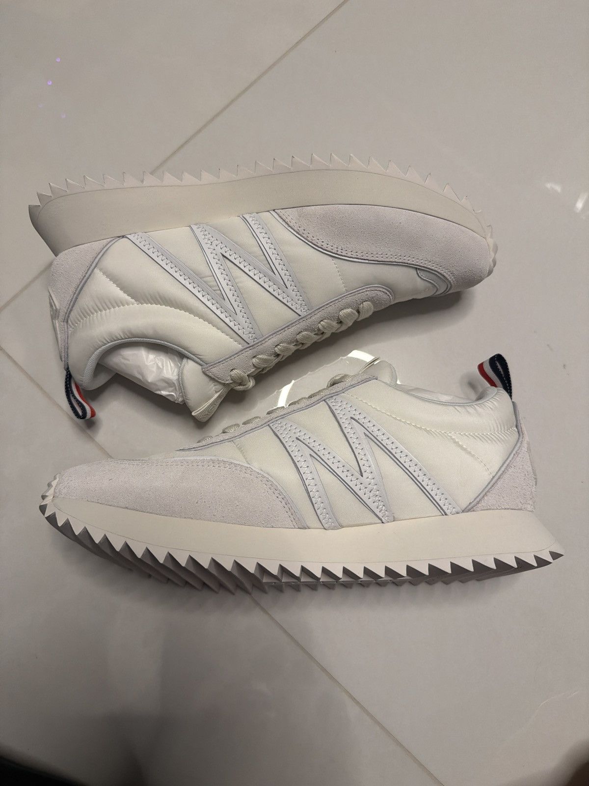 Moncler Moncler Pacey Low Top Sneaker - 43 (9) in white/grey NEW+BOX Size US 10 / EU 43 - 6 Thumbnail