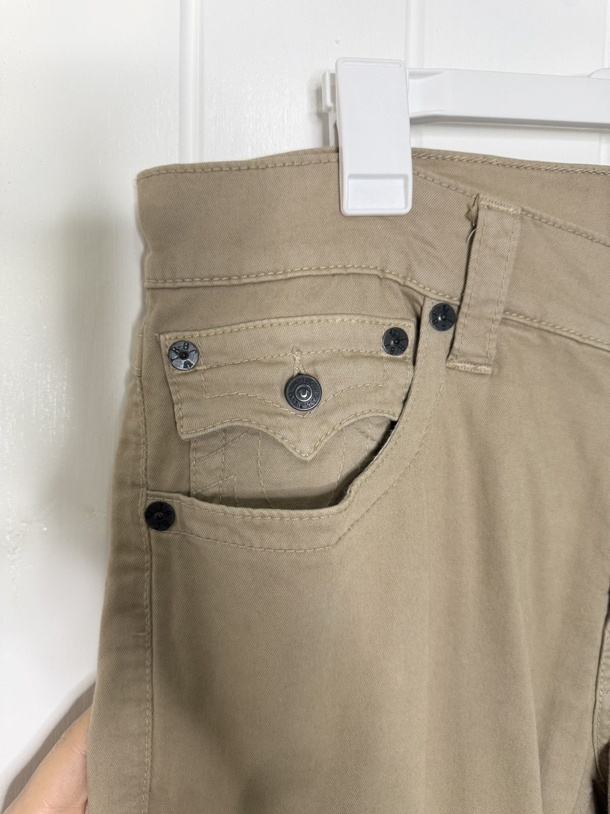 True Religion True Religion Khaki/Beige Pants Size/33 Size US 33 - 5 Thumbnail