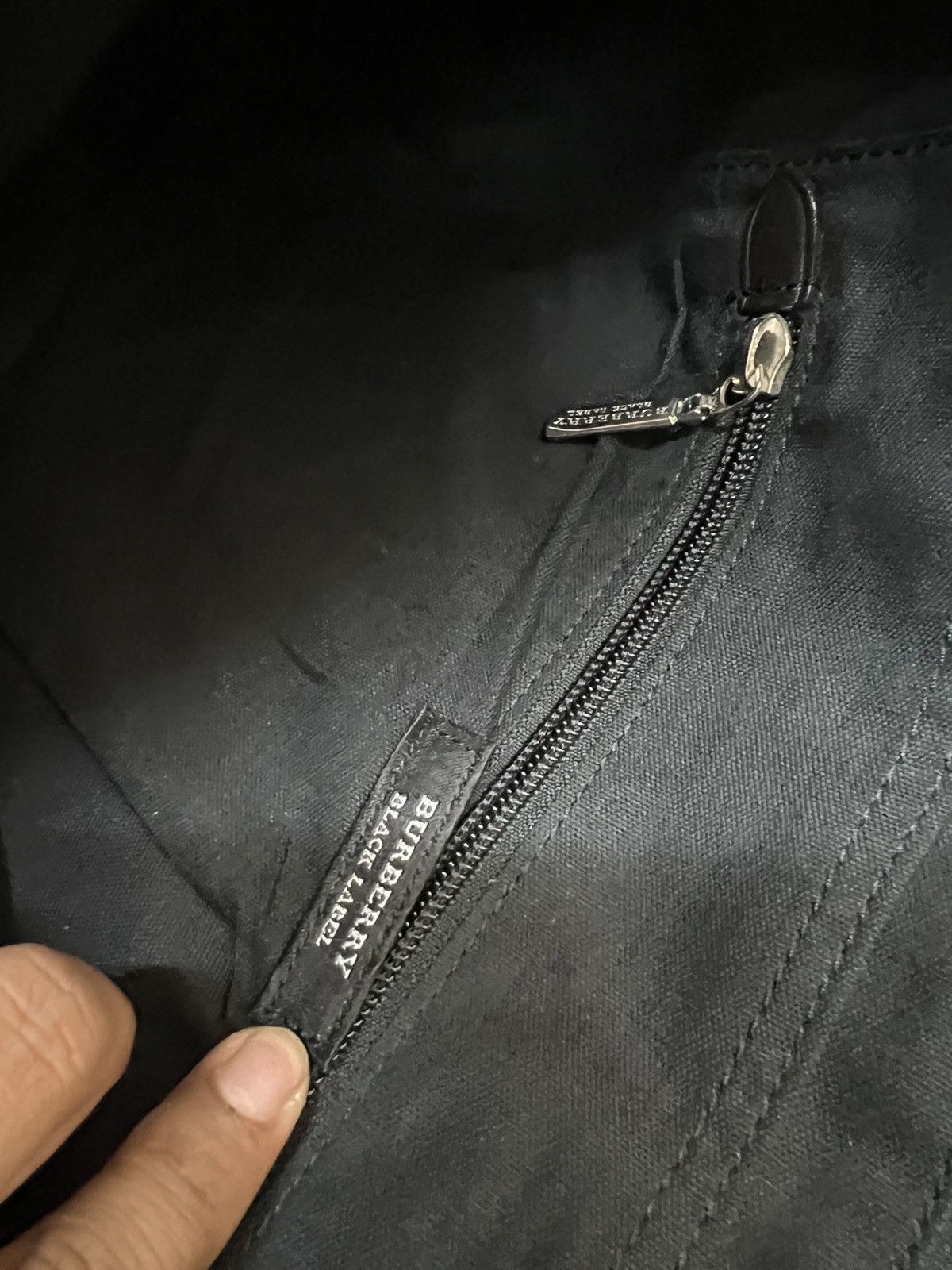 Burberry Vintage Burberry Black Label Office Handle Bag Size ONE SIZE - 13 Thumbnail