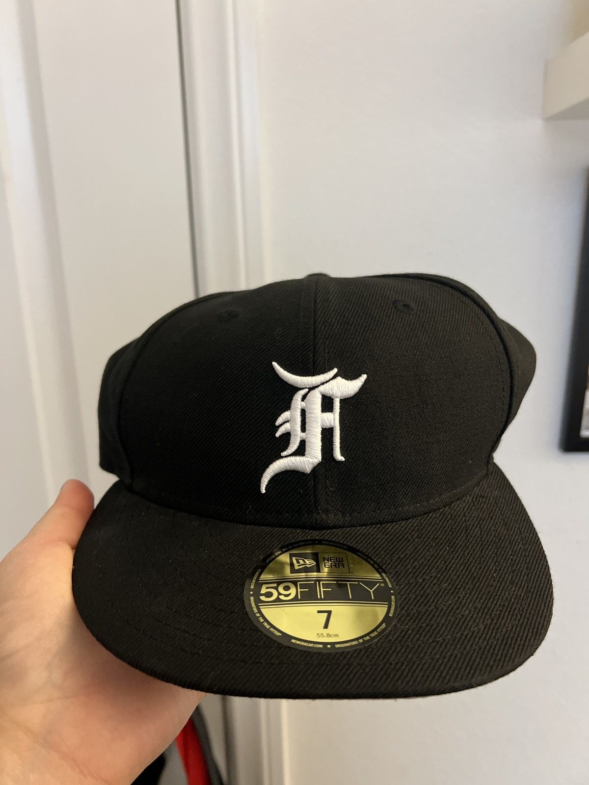 Fear of God (7 1/4) Black Fear Of God x New Era Essentials Fitted