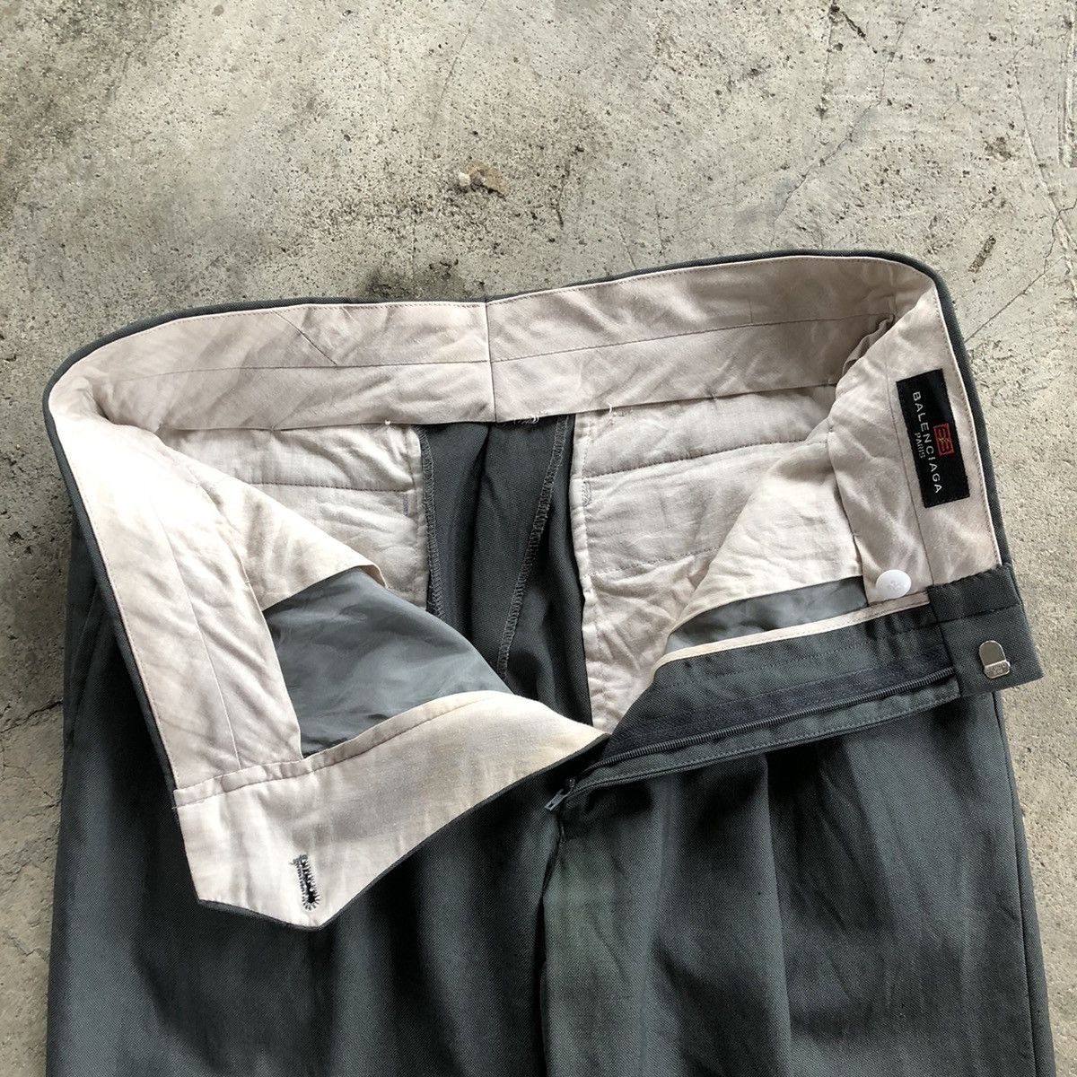 Balenciaga BALENCIAGA Paris Casual Pants Size US 29 - 7 Thumbnail