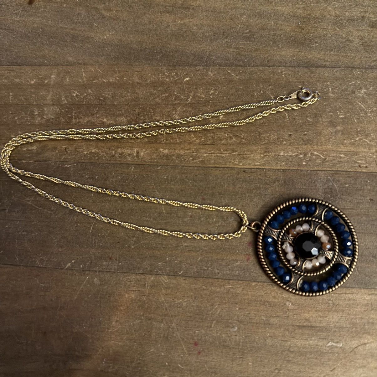 Vintage Vintage gold tone blue beaded round pendant necklace Size ONE SIZE - 2 Thumbnail