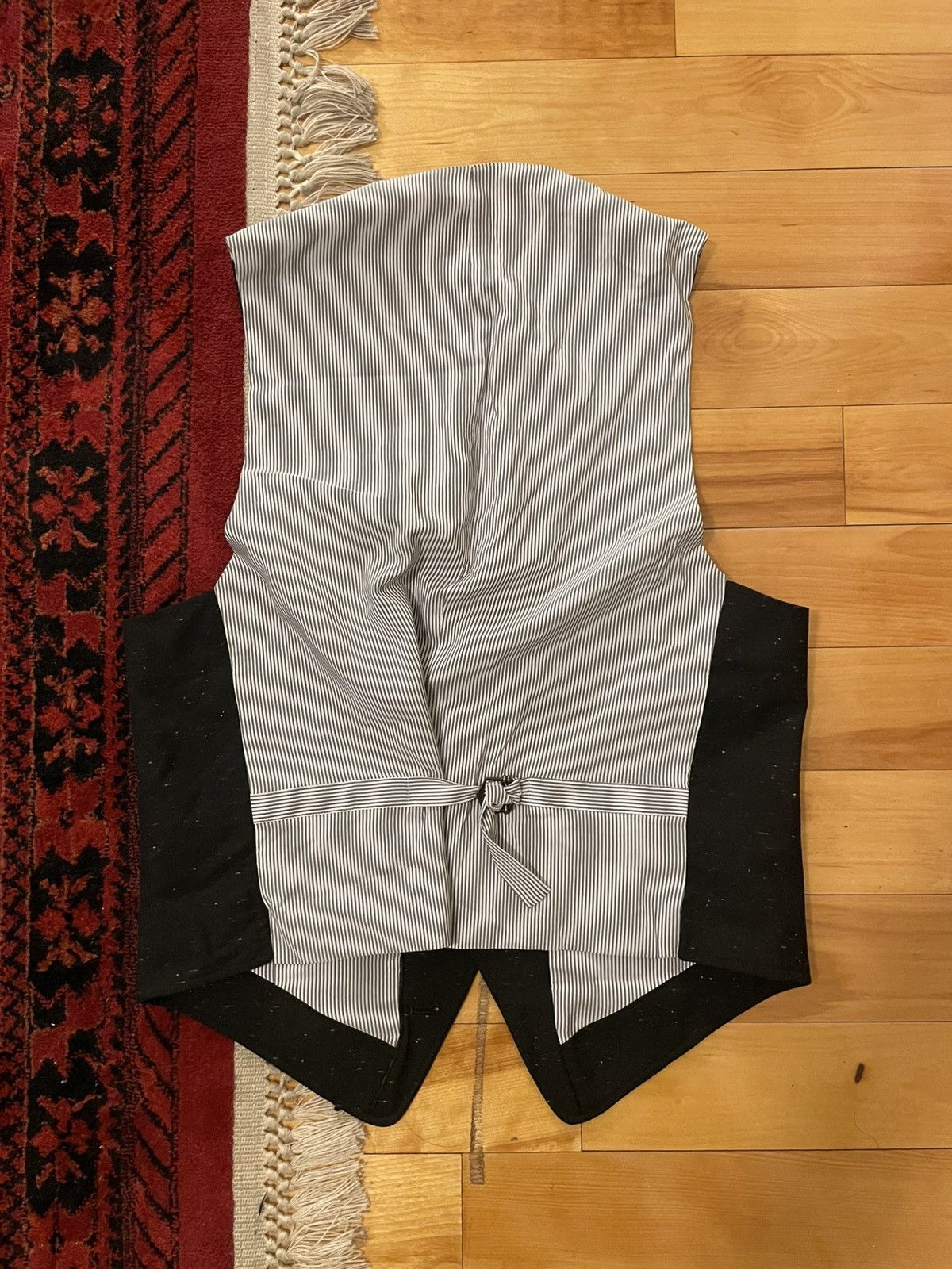 John Varvatos John Varvatos Star USA Pinstripe Dress Vest Size US S / EU 44-46 / 1 - 3 Thumbnail