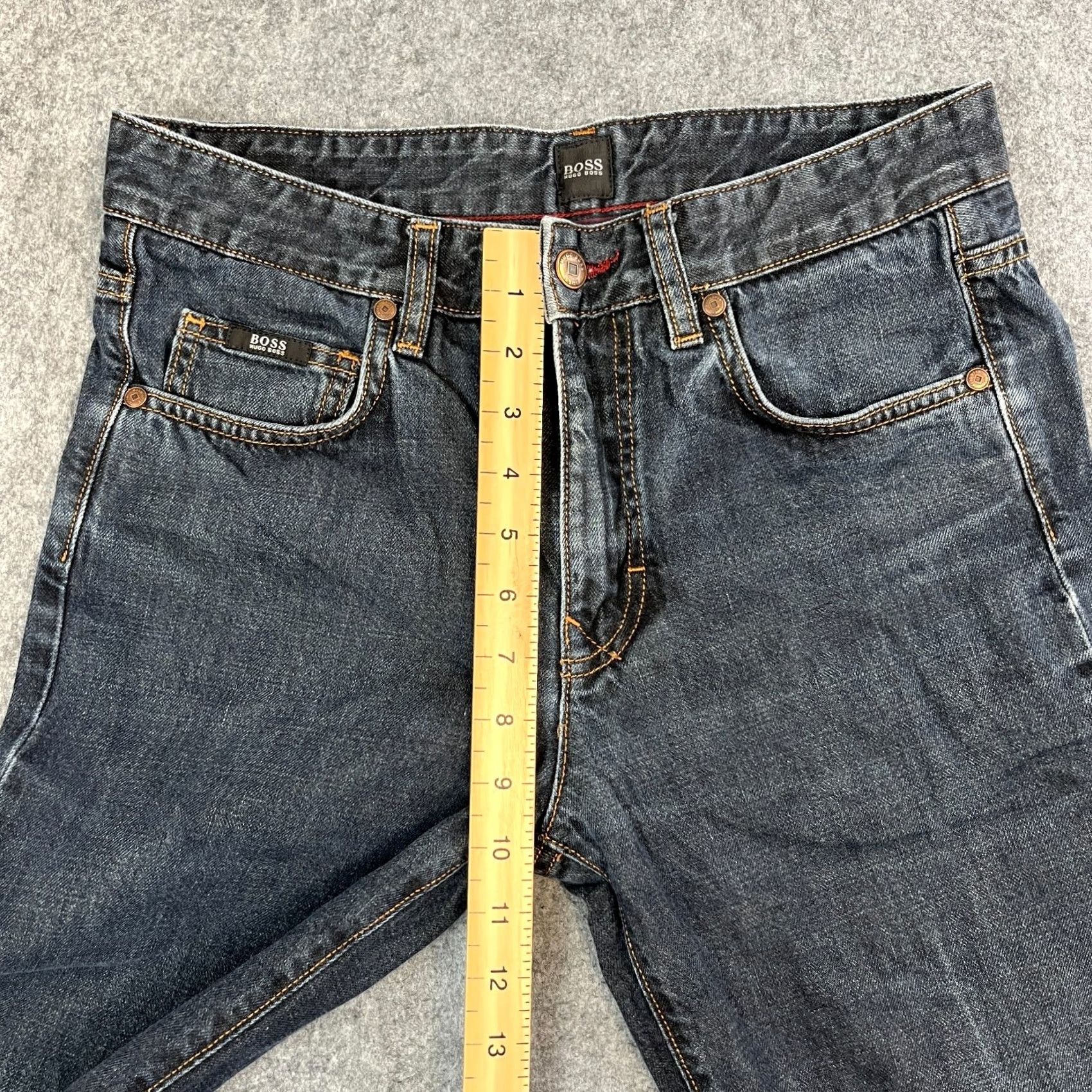 Hugo Boss HUGO BOSS Kansas Jeans Regular 30 30 Dark Wash Blue Denim 5-Pocket Design Mens Jeans Size US 30 / EU 46 - 5 Thumbnail