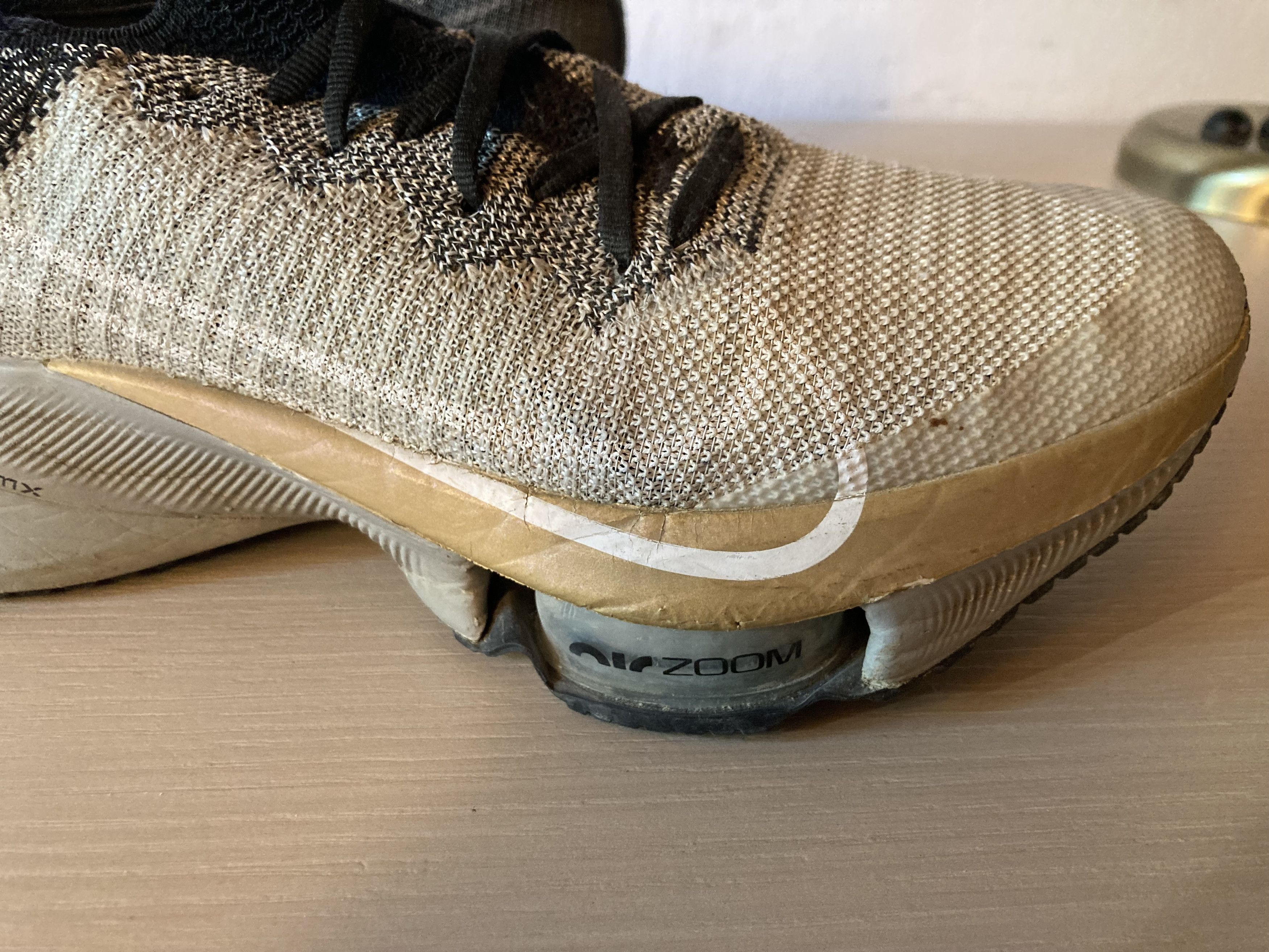 Nike Nike Air Zoom Tempo Next% Running shoes size 42 grey/gold Size US 9 / EU 42 - 3 Thumbnail