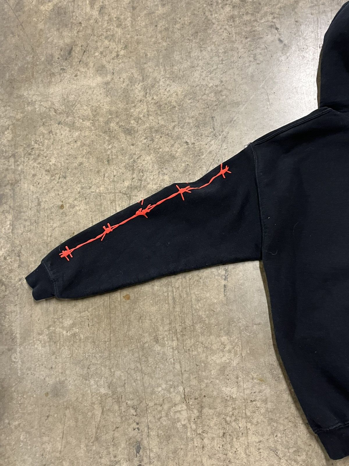 Vintage Juice wrld 999 bat grunge hoodie rare hype streetwear music Size US M / EU 48-50 / 2 - 10 Thumbnail