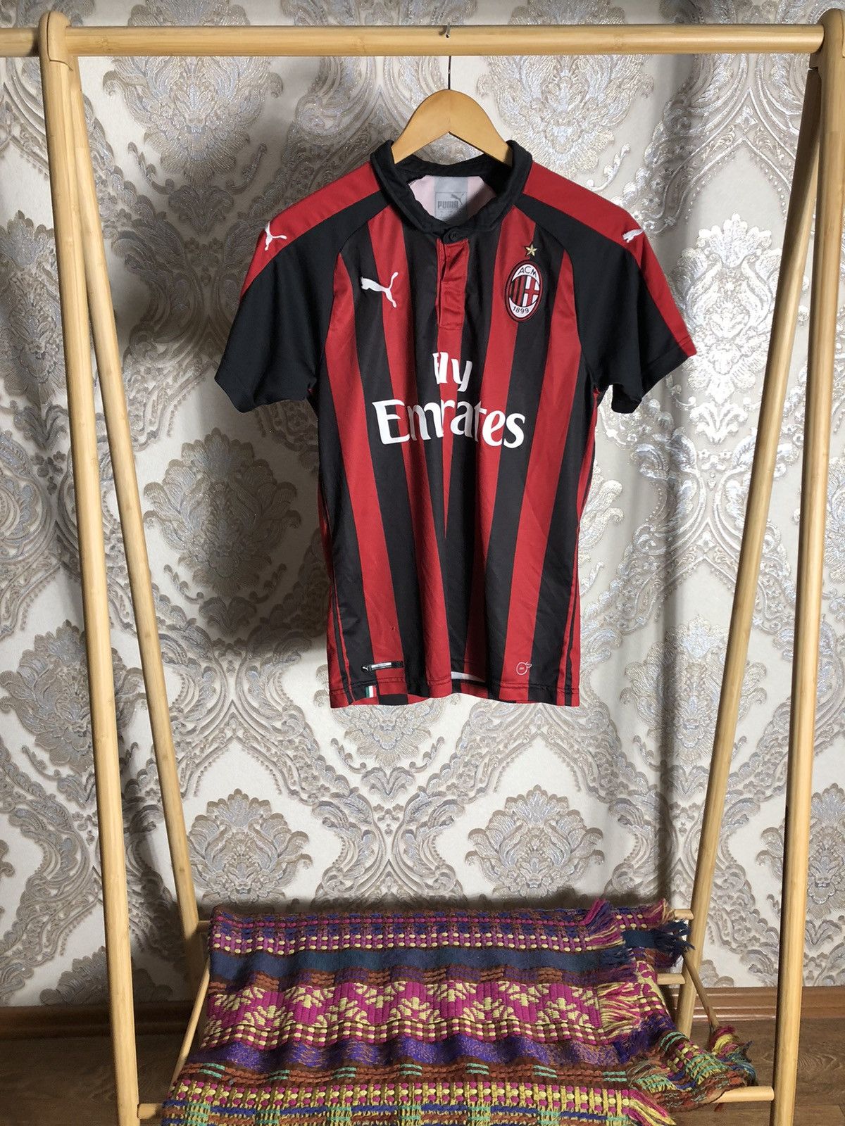 Puma VINTAGE PUMA FC MILAN ITALY SOCCER JERSEY RETRO BLOKE Y2K Size US S / EU 44-46 / 1 - 1 Thumbnail