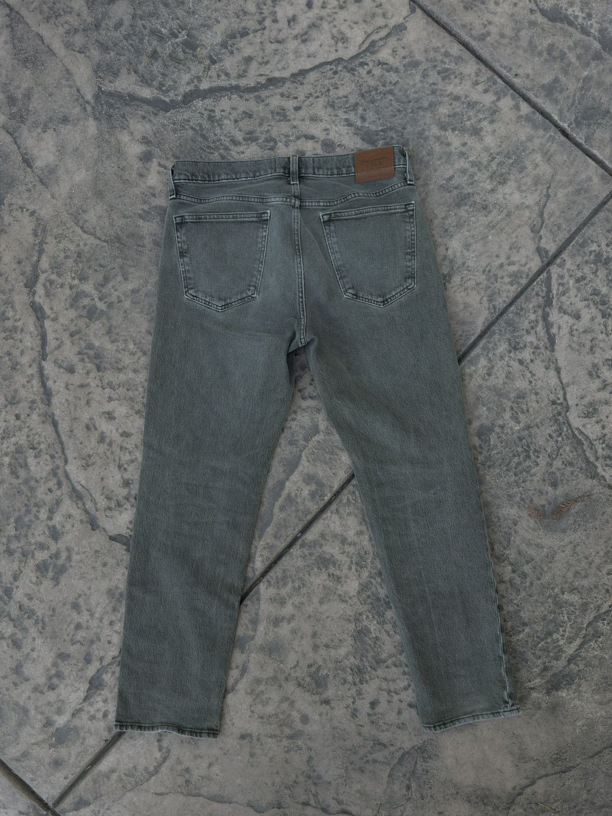 Abercrombie & Fitch Abercrombie & Fitch 90s Jeans Size US 33 - 3 Thumbnail