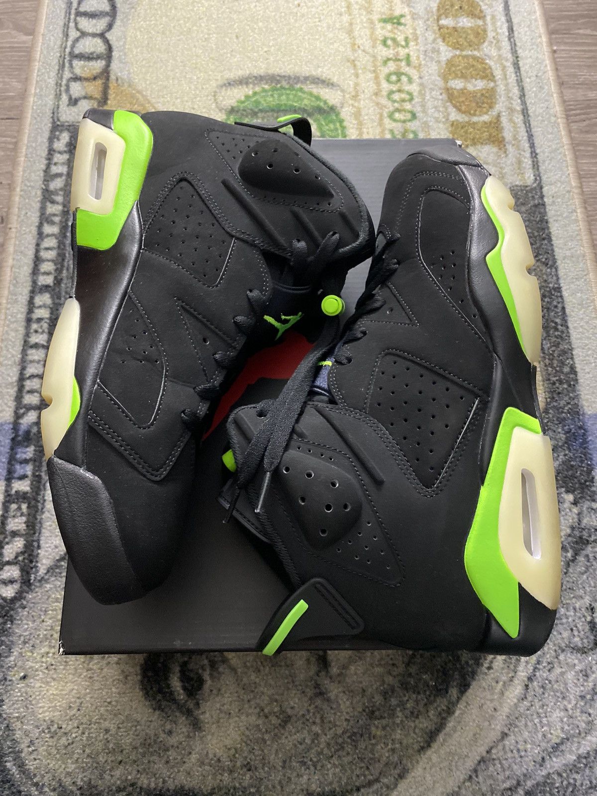 Jordan Brand × Nike Jordan 6 Retro Electric Green Size US 11.5 / EU 44-45 - 1 Thumbnail