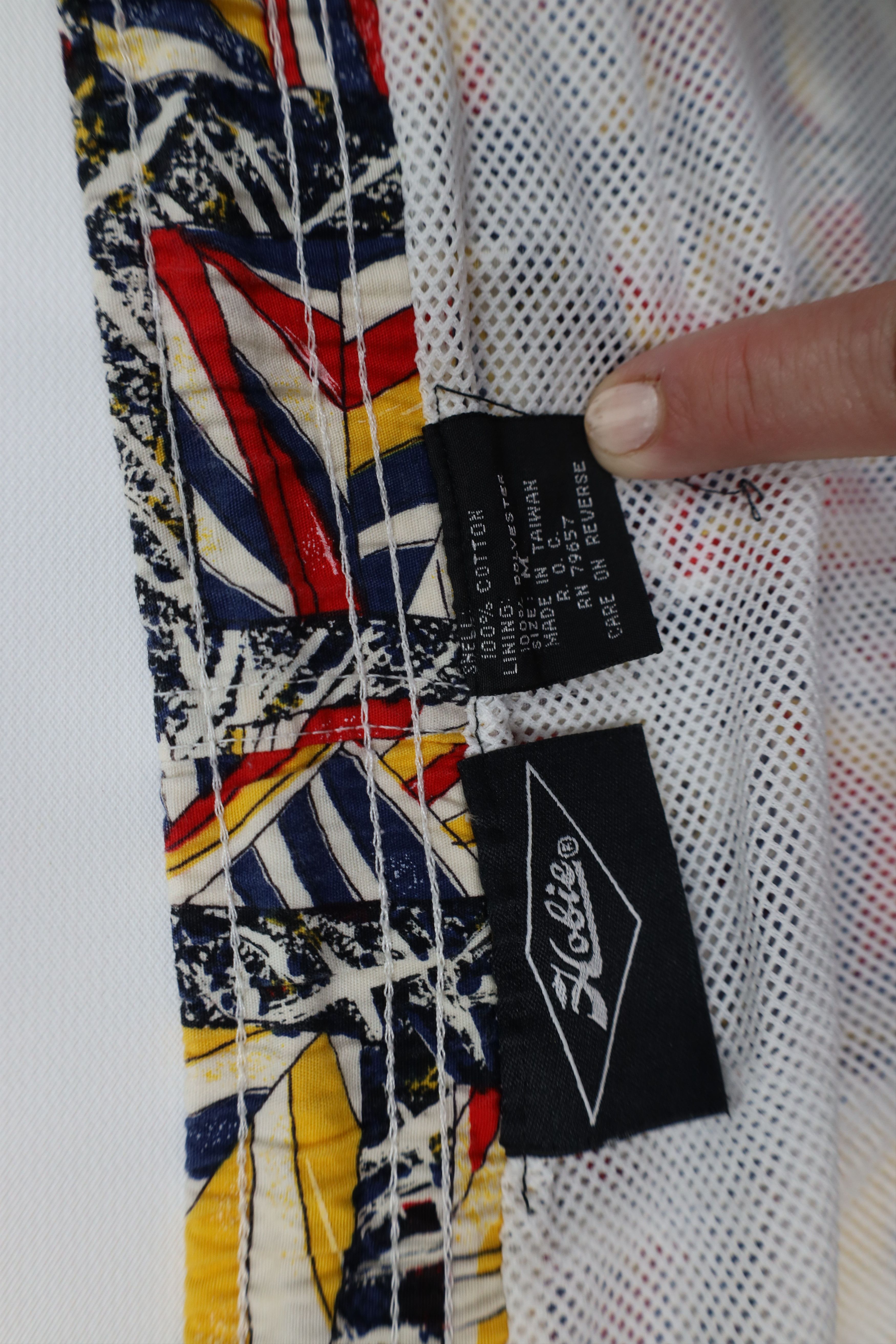 Vintage Vintage 90s Hobie Abstract Sailing Flags Lined Shorts Trunks Size US 32 / EU 48 - 8 Thumbnail