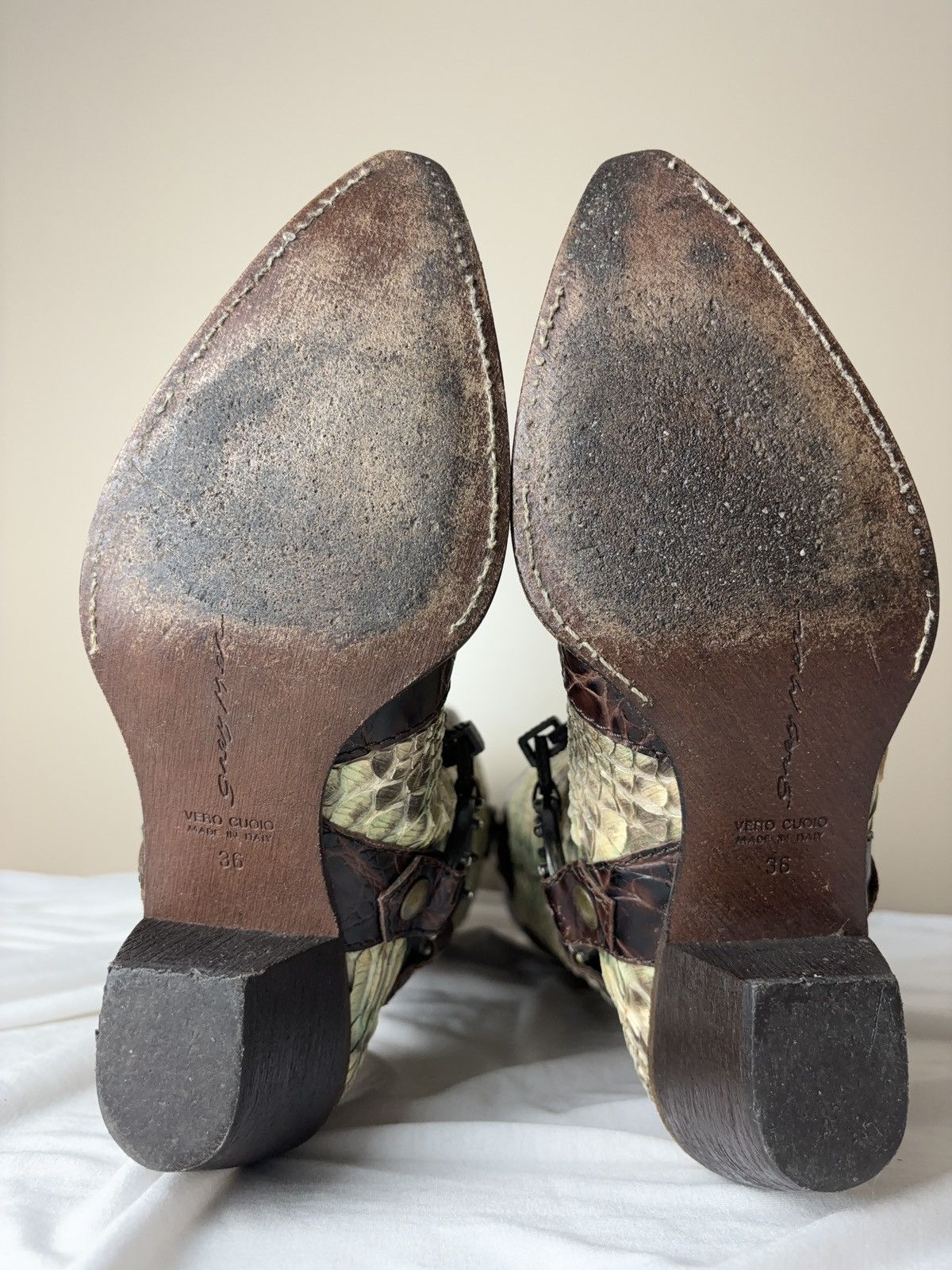 Vintage Real animal skin leather high vintage boots Cossacks Size US 6 / IT 36 - 13 Thumbnail