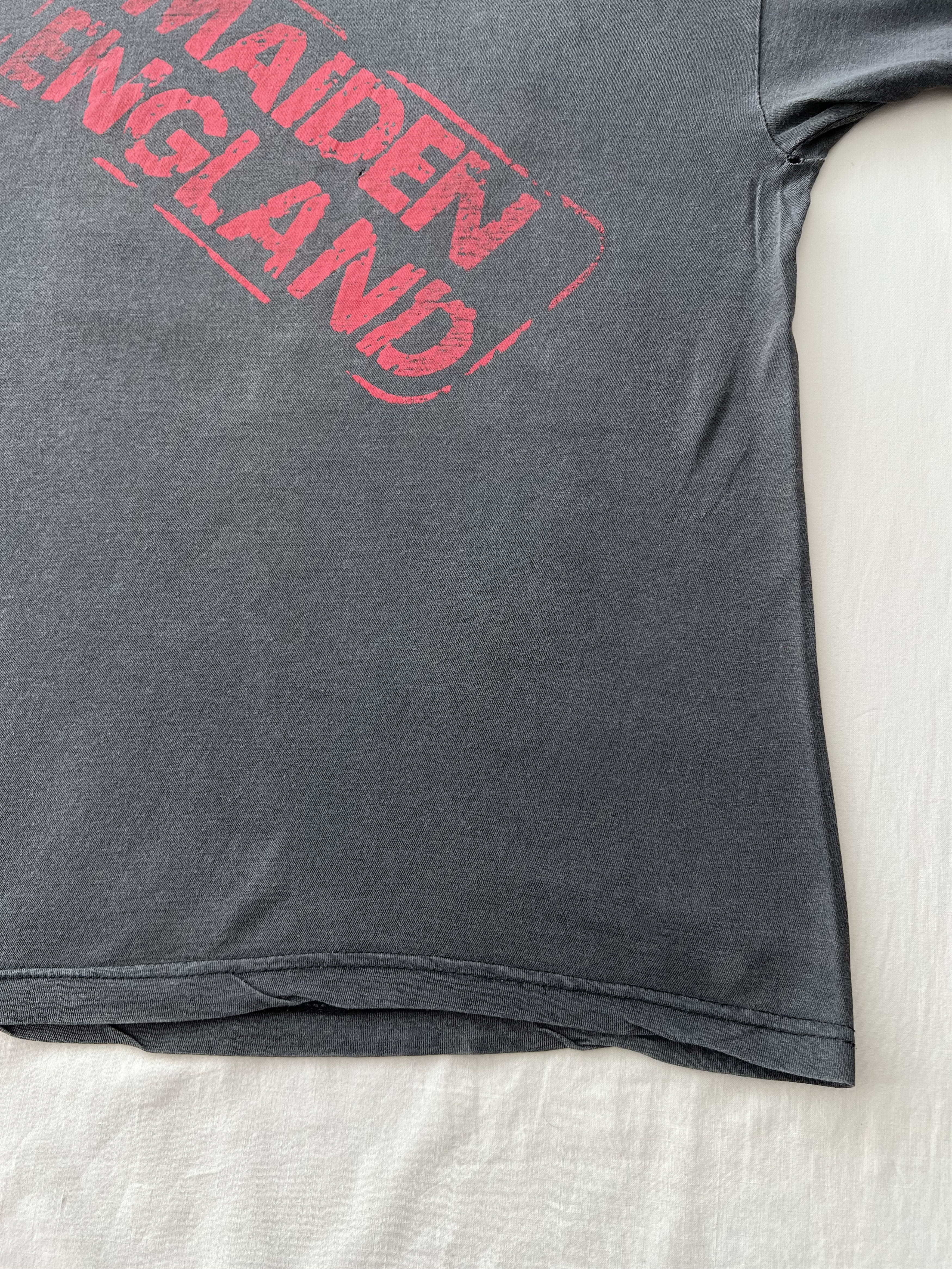 Band Tees Vintage 90s Iron Maiden England Faded Black T-shirt Size US M / EU 48-50 / 2 - 17 Thumbnail