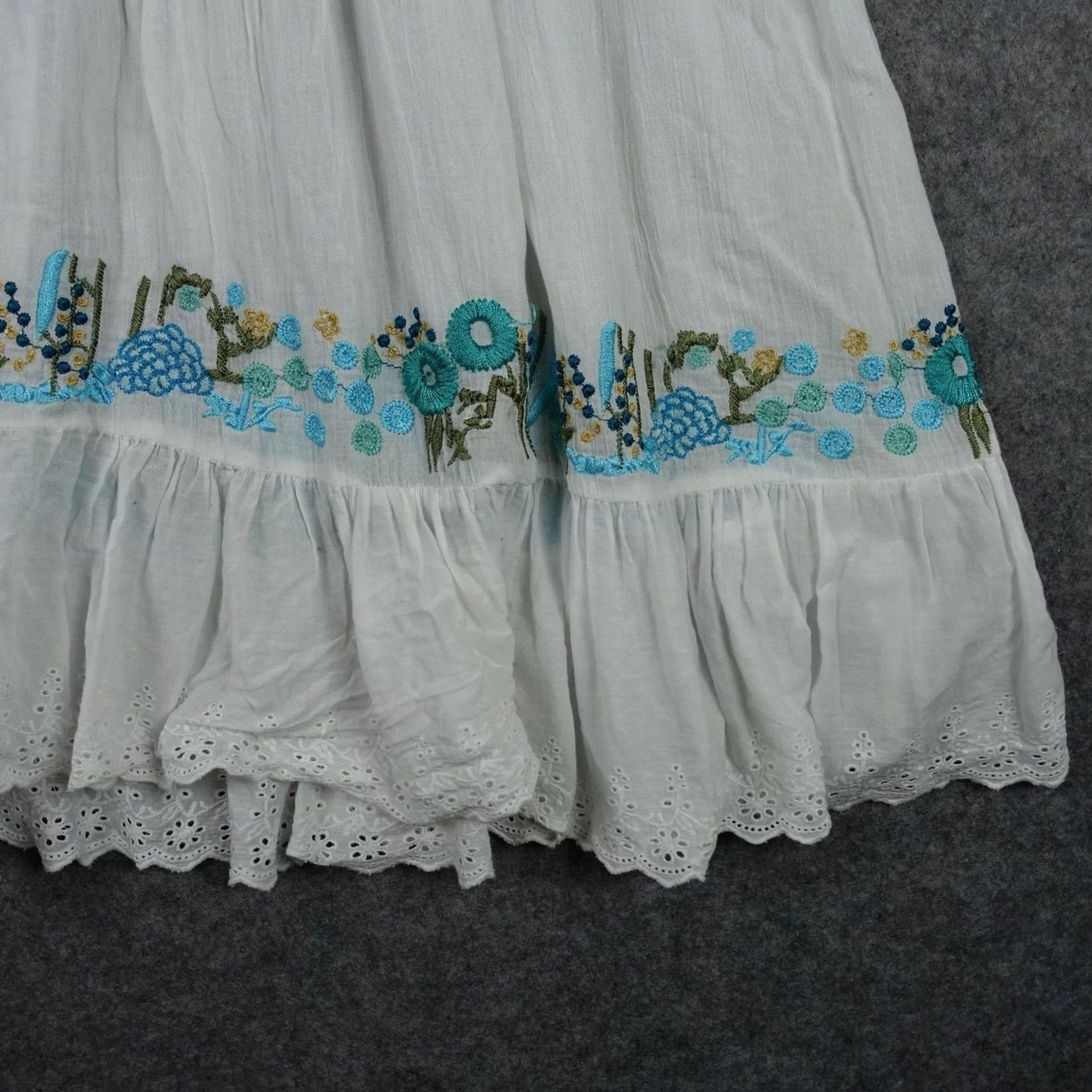 IOLANI Tolani Dress Womens Medium White Embroidered Floral Kaftan Puff Sleeve Midi VTG Size M / US 6-8 / IT 42-44 - 5 Thumbnail
