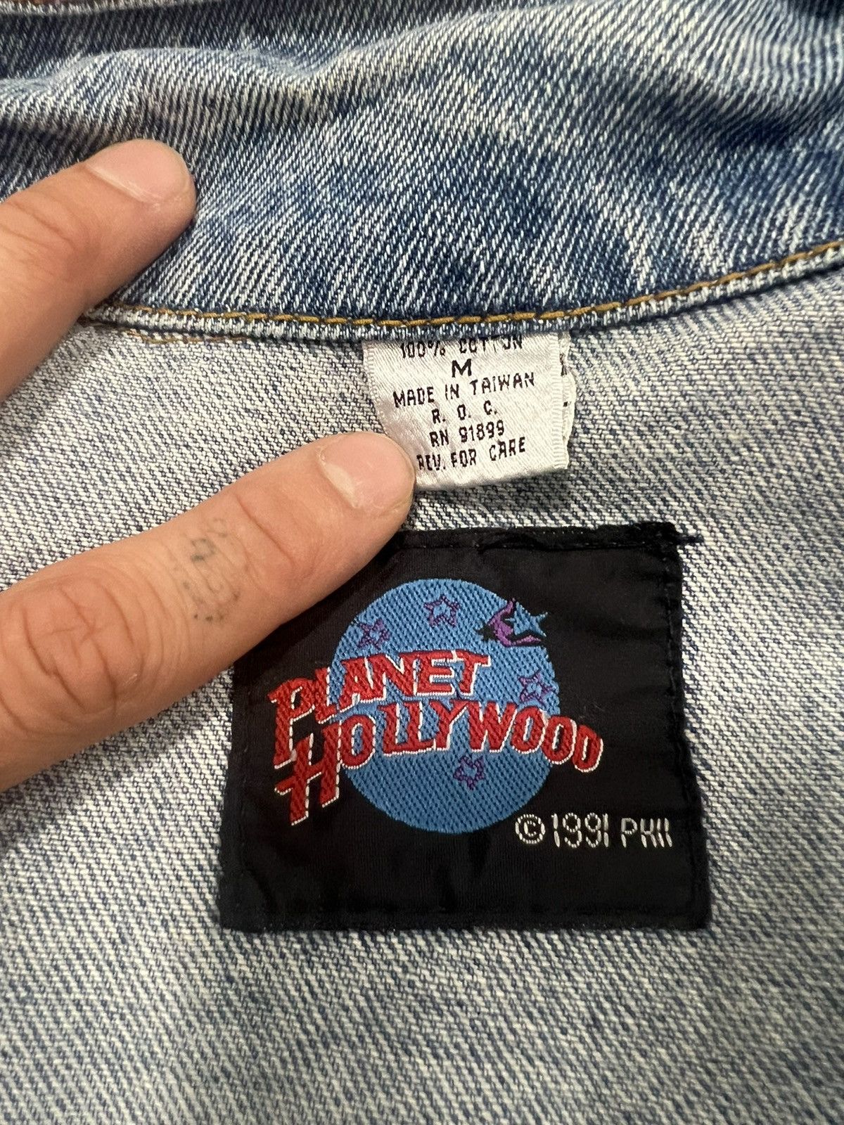 Planet Hollywood rare 1991 planet hollywood denim jacket Size US M / EU 48-50 / 2 - 4 Thumbnail