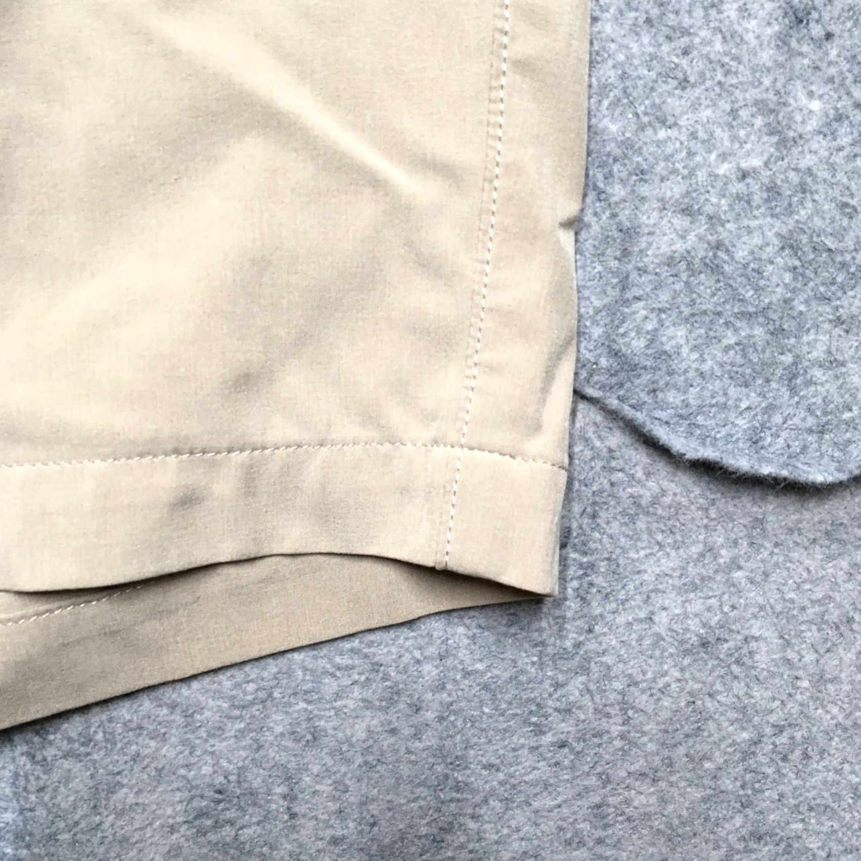 Peter Millar Peter Millar Shackleford Performance Hybrid Shorts Mens 36 Khaki Ultralight Golf Size US 36 / EU 52 - 2 Thumbnail