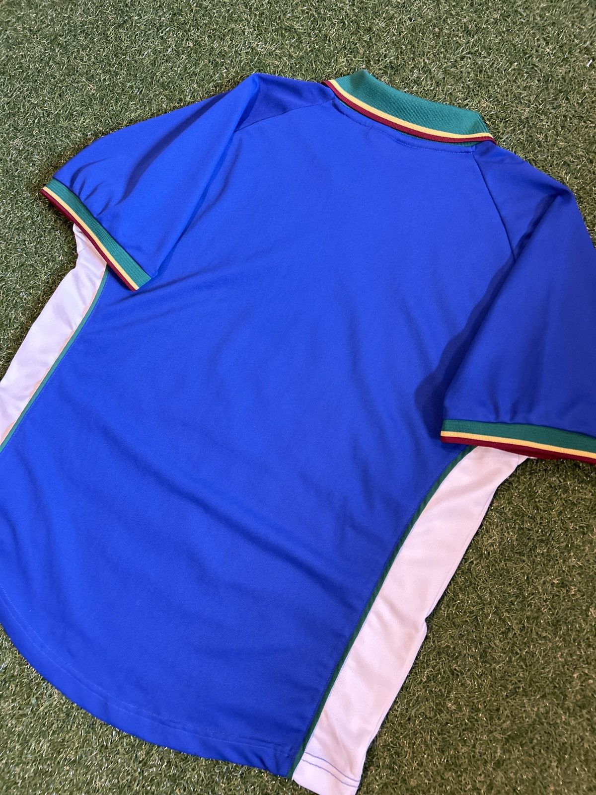 Nike 97/98 Portugal Away Shirt Size US L / EU 52-54 / 3 - 4 Thumbnail