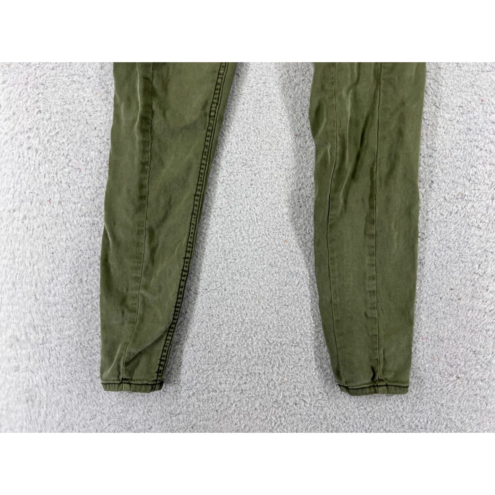 Old Navy Old Navy Rockstar High Rise Super Skinny Jeans Women 0 Green Denim Distressed 90s Size 25" / US 0 / IT 36 - 2 Thumbnail