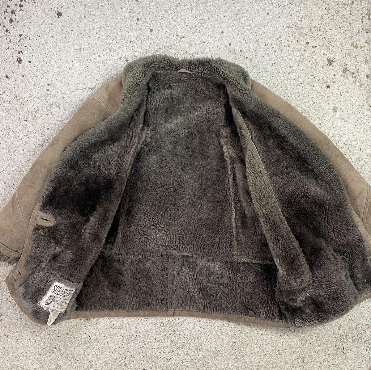 Vintage Shearling leather jacket brown warm made in italy Size US L / EU 52-54 / 3 - 13 Thumbnail