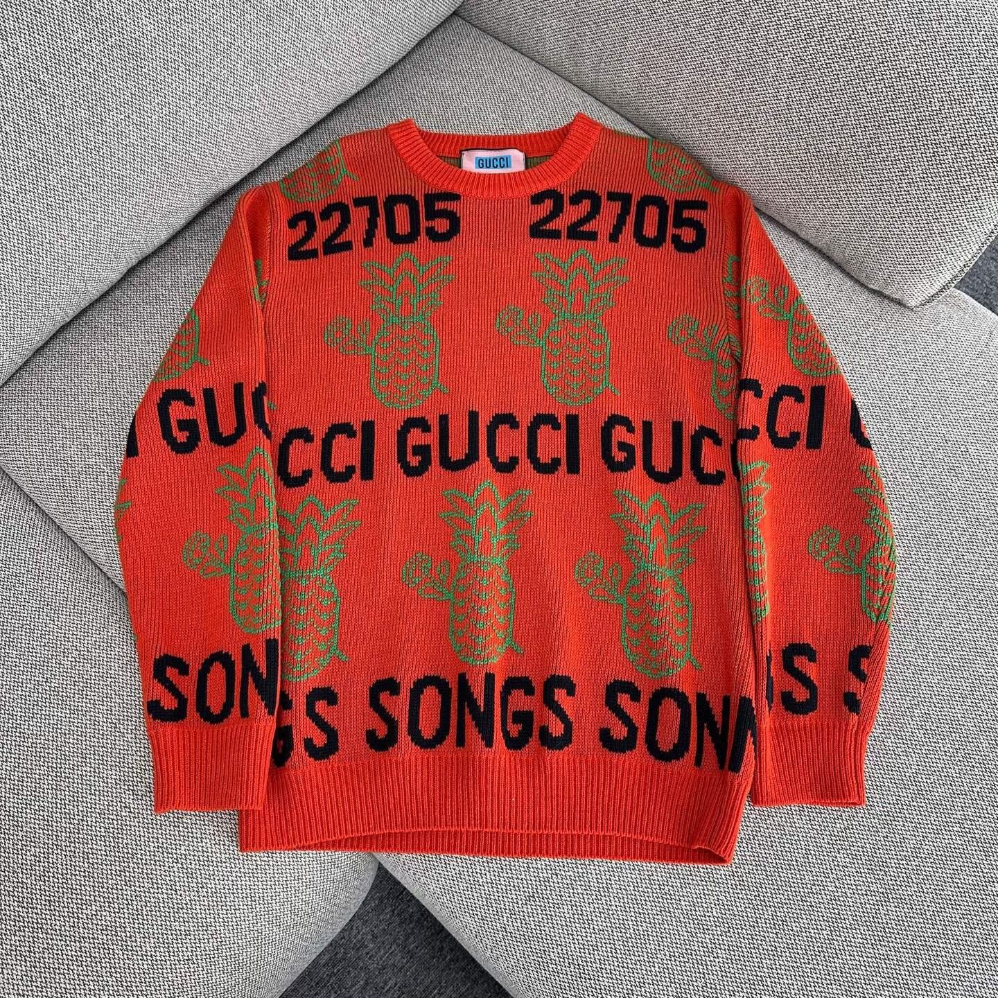 Gucci Gucci Wool Sweater XS Women Size XS / US 0-2 / IT 36-38 - 1 Thumbnail