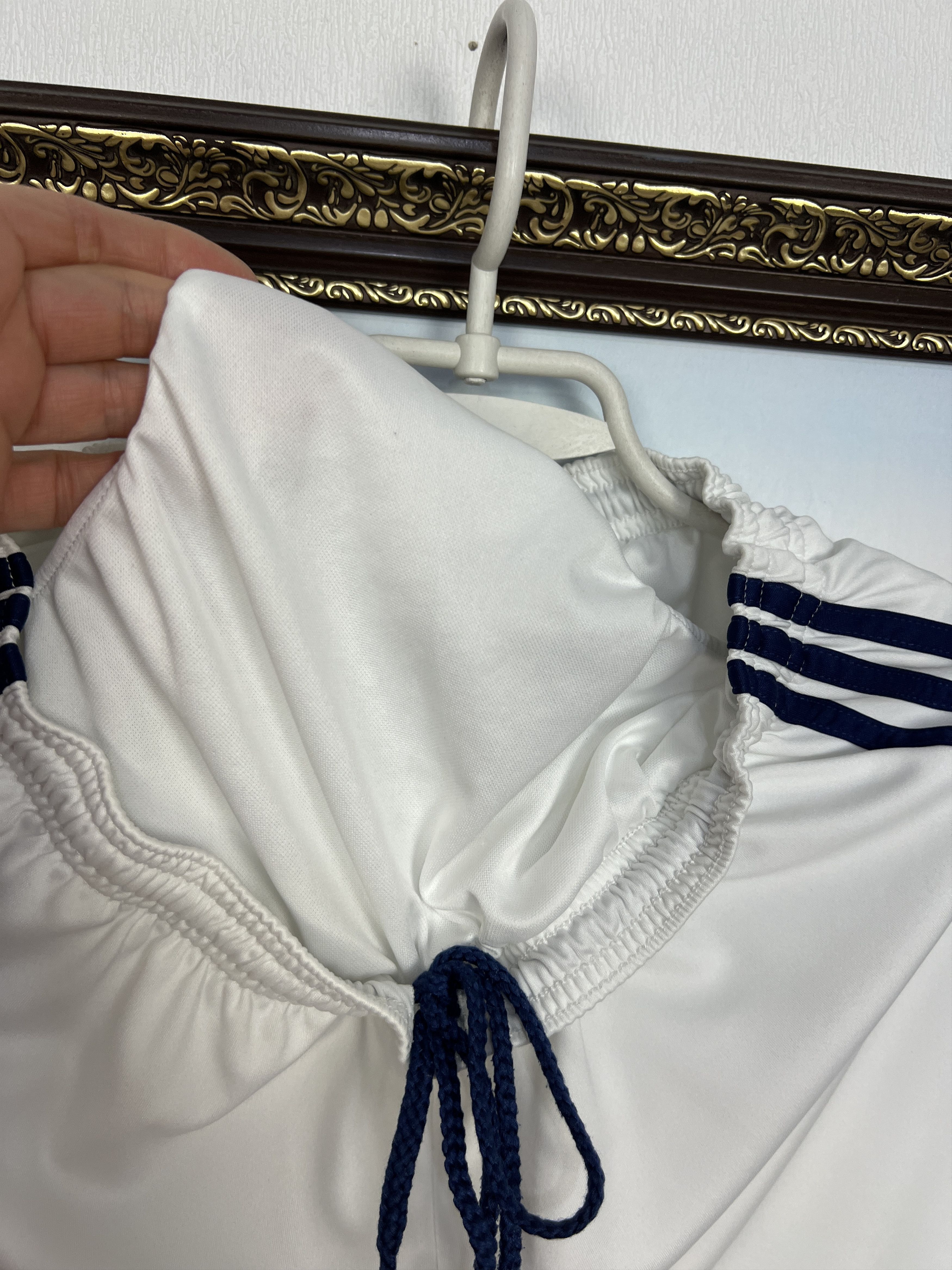 Adidas Vintage Adidas FC Schalke 04 Football Shirts White M Size US 32 / EU 48 - 7 Thumbnail