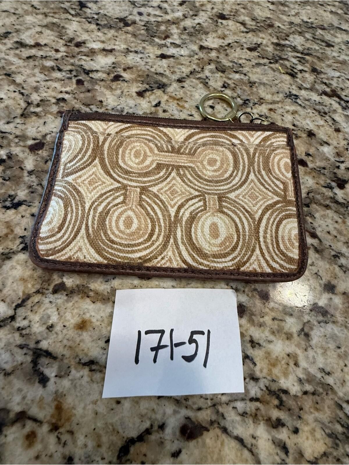 Other Wristlet with keychain swirled tan cream brown zip closure Size ONE SIZE - 9 Thumbnail