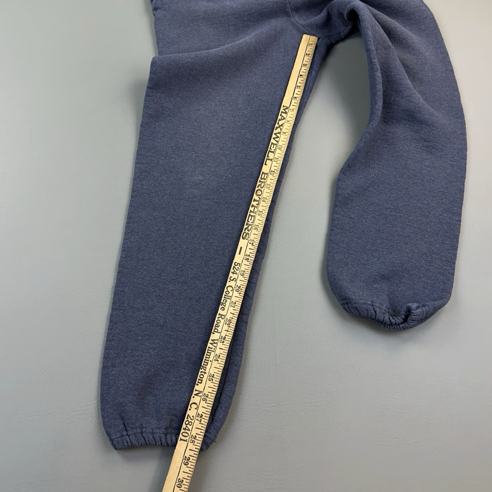 Russell Athletic VINTAGE Russell Athletic Pants Mens M Blue Jogger Sweatpants Activewear 90s Logo Retro USA Size US 31 - 3 Thumbnail