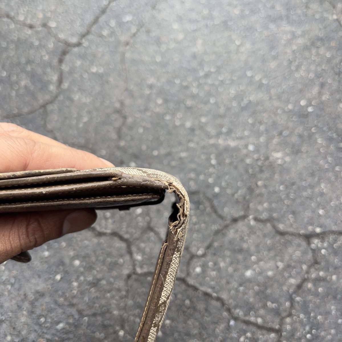 Gucci × Vintage Vintage GUCCI Leather Monogram Tri-Fold Wallet Size ONE SIZE - 14 Thumbnail