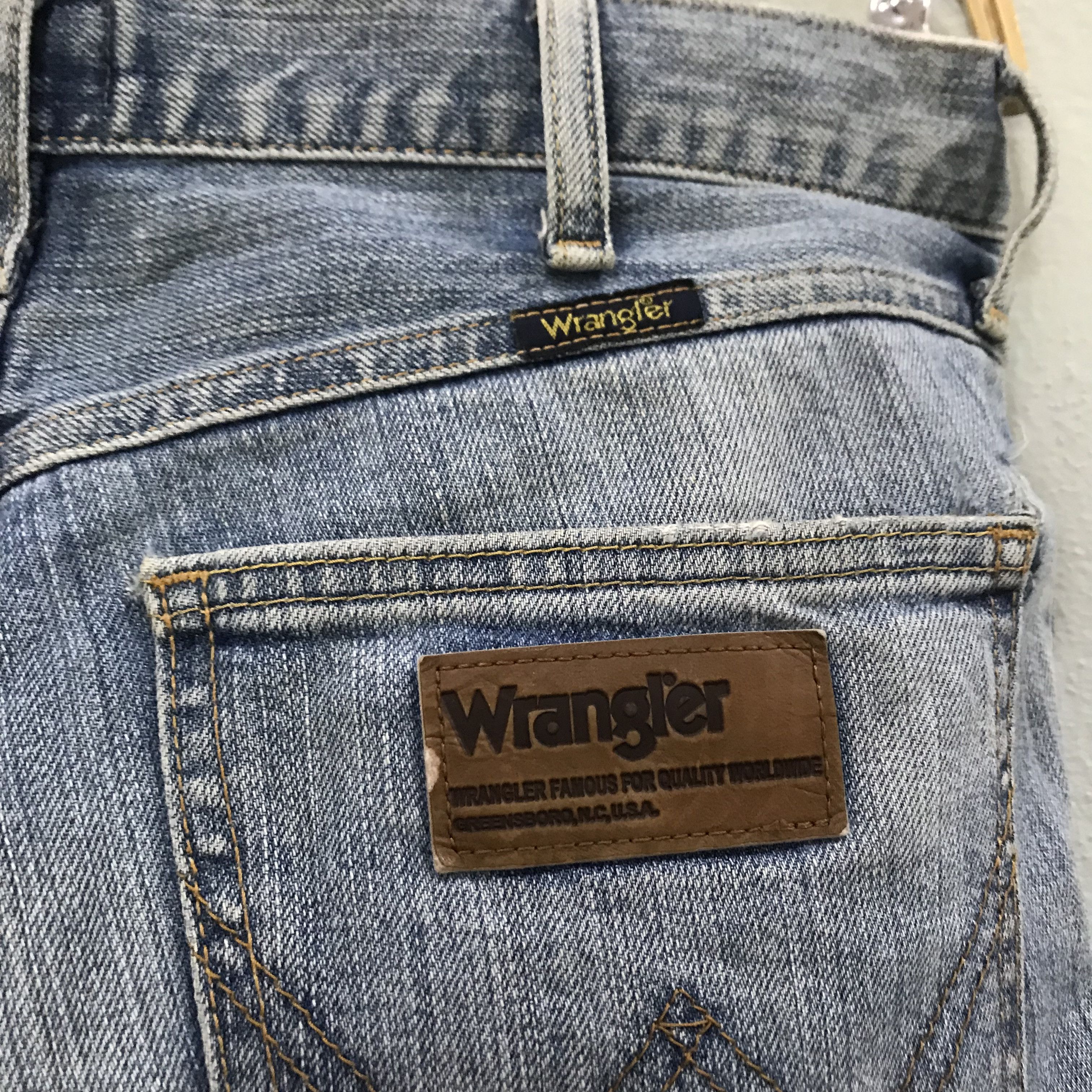 Wrangler Vintage 90s Wrangler Light Wash Straight Leg Jeans Size US 33 - 12 Thumbnail