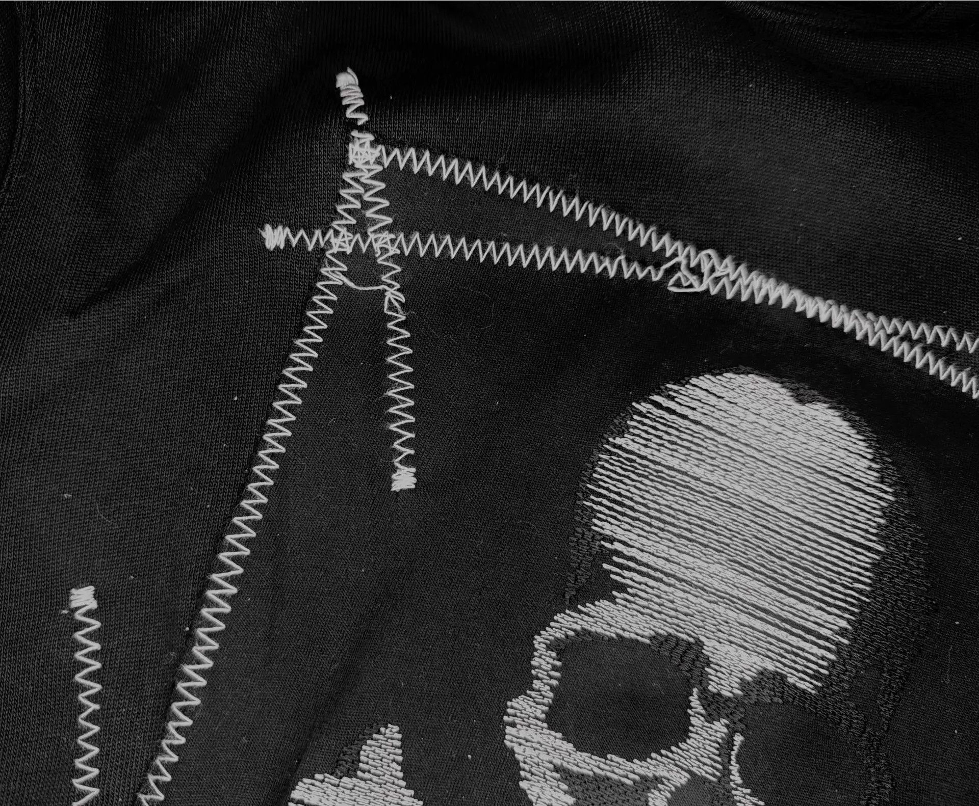 Mastermind Japan mmj 11ss hoodie skull embroidery metallic side hem Size US S / EU 44-46 / 1 - 7 Thumbnail
