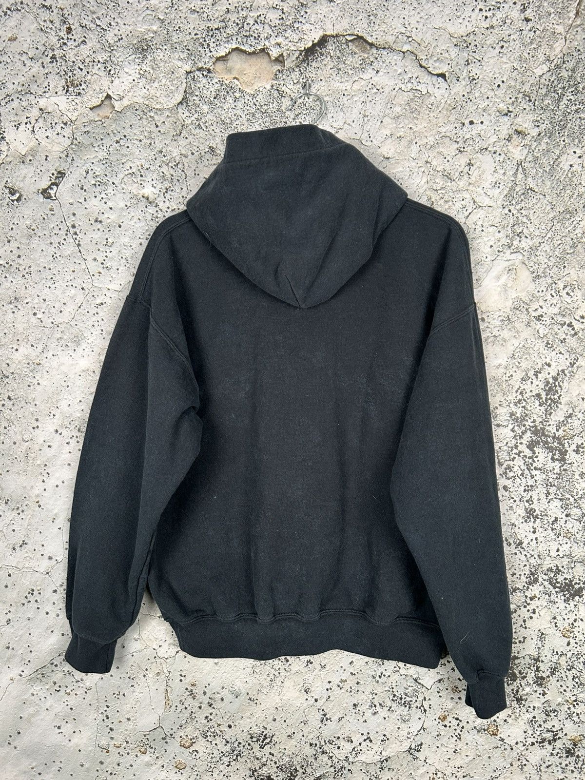 Vintage Vintage Ted Wolf Warner Bros Cartoon Movie Hoodie 2005 Size US M / EU 48-50 / 2 - 5 Thumbnail