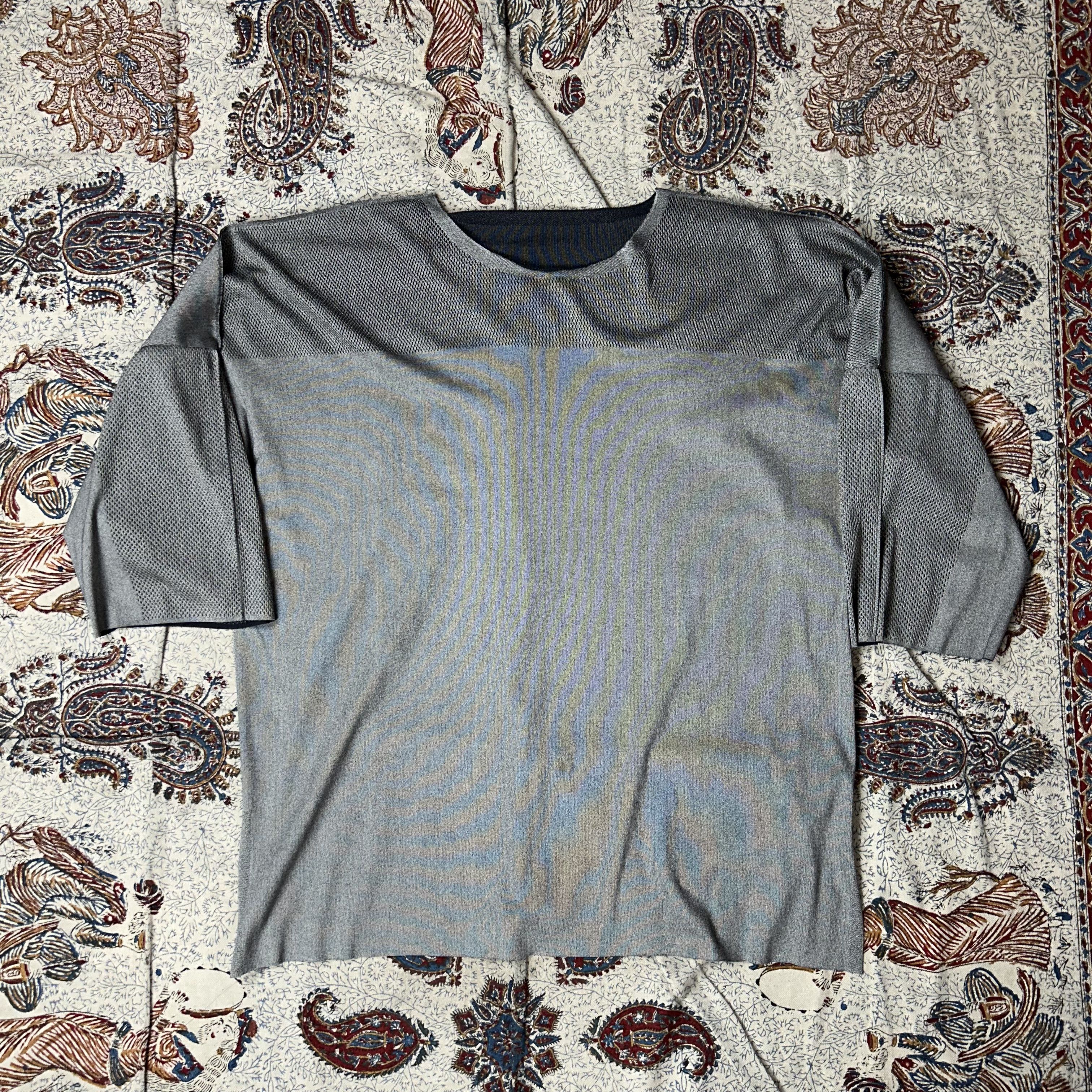 Pleats Please Issey Miyake PLEATS PLEASE ISSEY MIYAKE T SHIRT Size L / US 10 / IT 46 - 2 Thumbnail